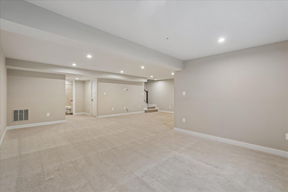 1303 POTOMAC VIEW PARKWAY