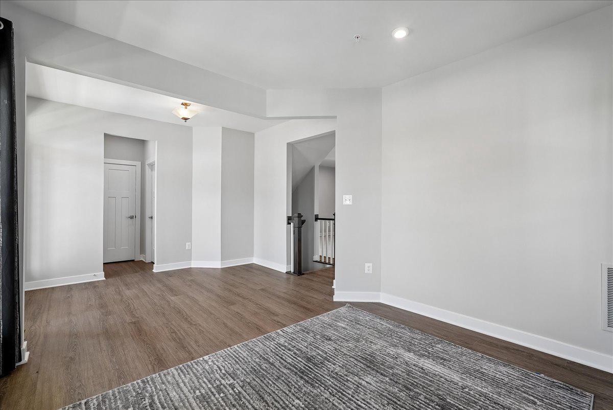 1303 POTOMAC VIEW PARKWAY