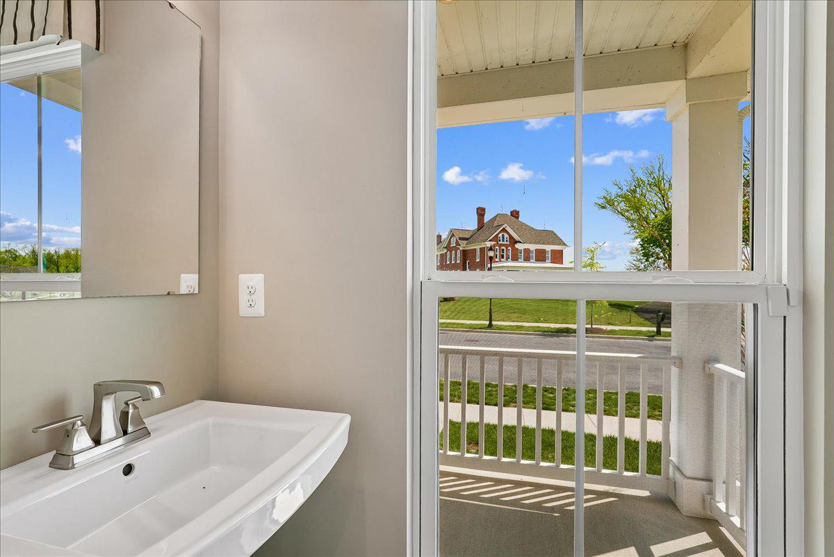 1303 POTOMAC VIEW PARKWAY