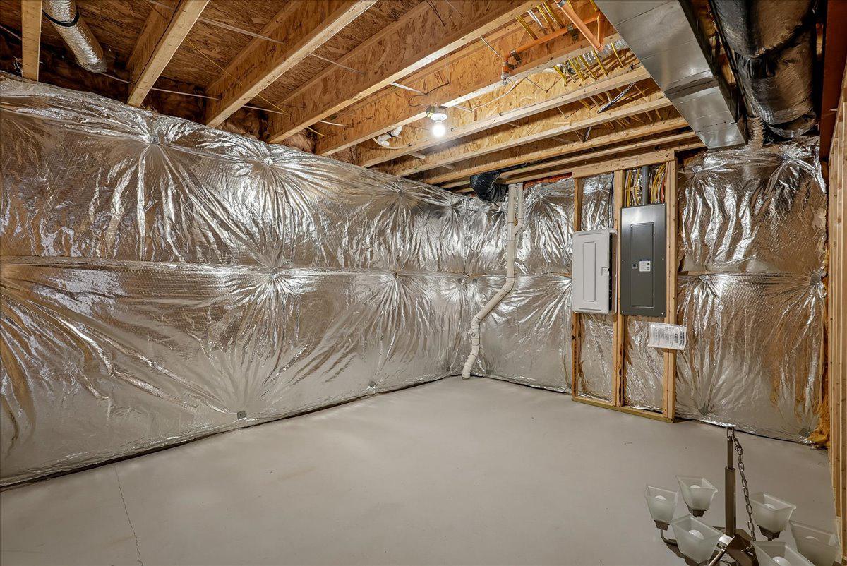 1303 POTOMAC VIEW PARKWAY