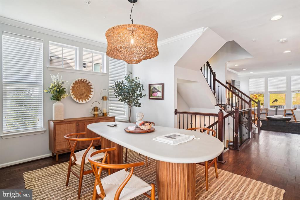 6947 COUNTRY CLUB TERRACE