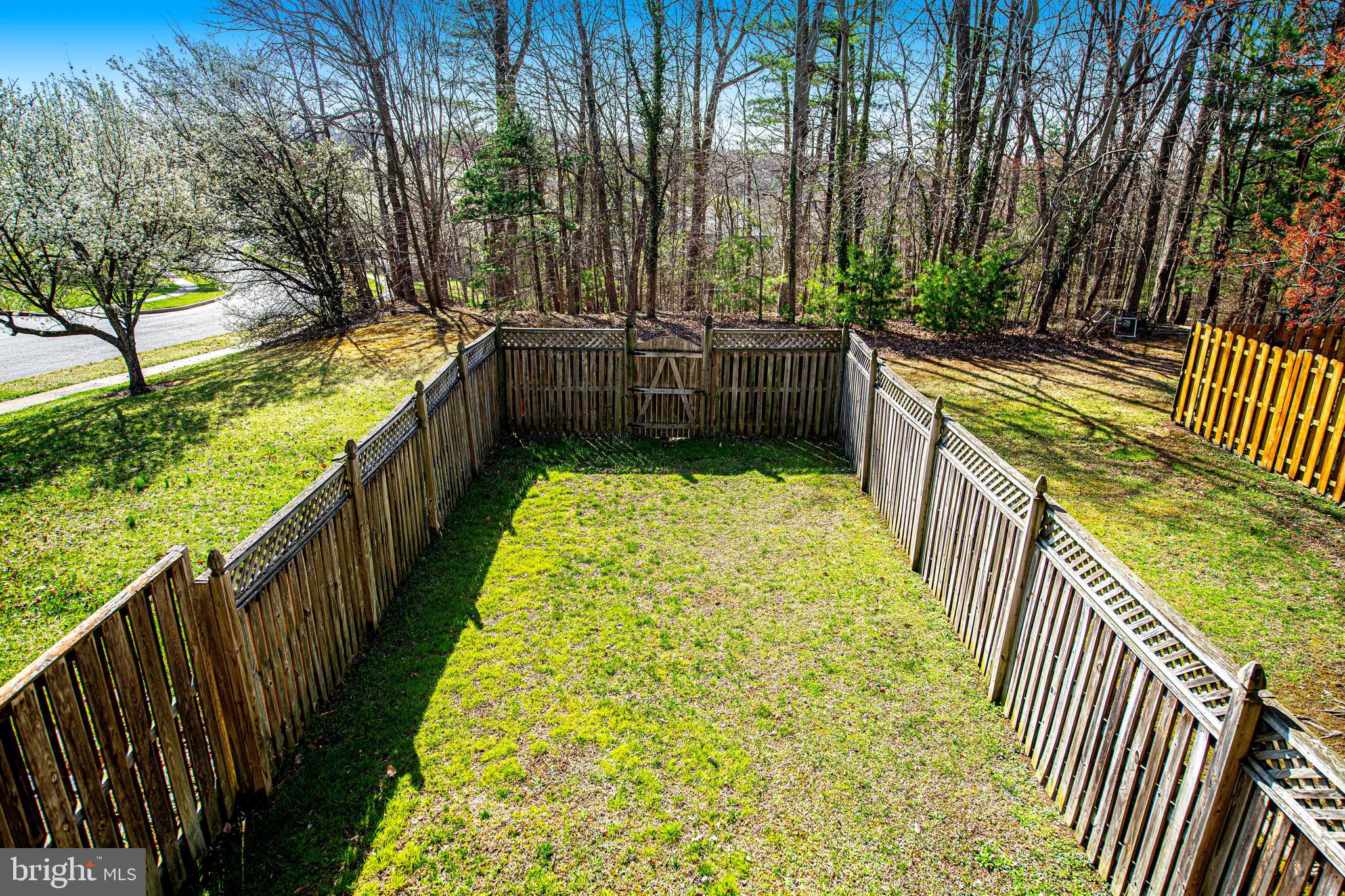3230 PINE CREST COURT