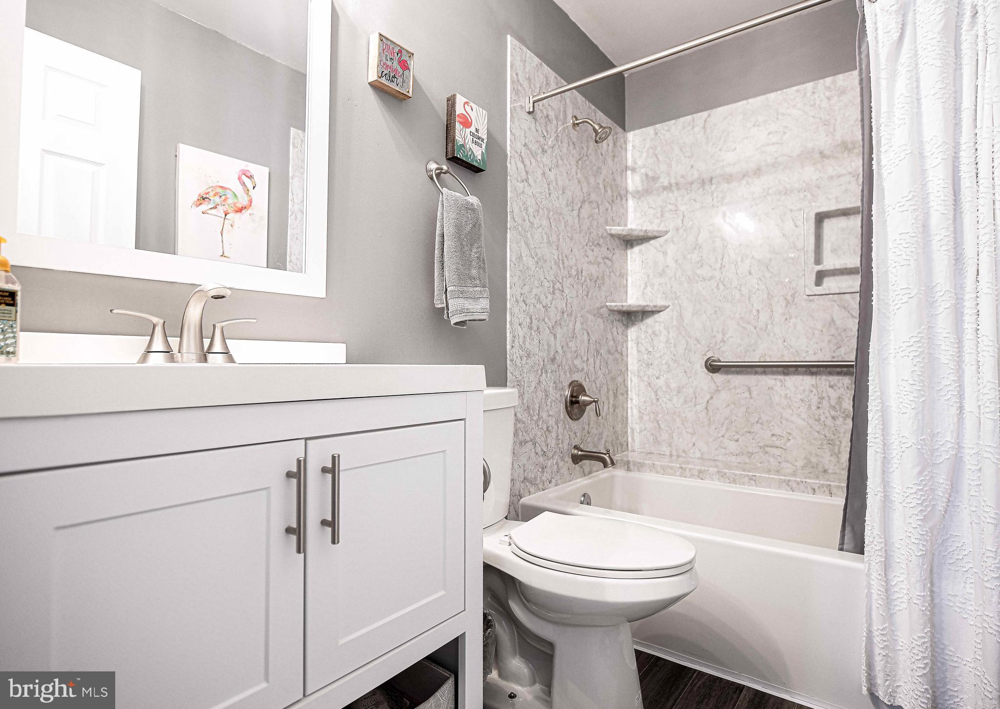 3230 PINE CREST COURT