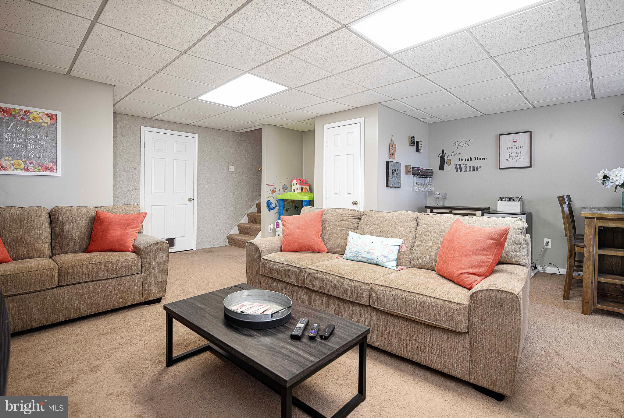 3230 PINE CREST COURT