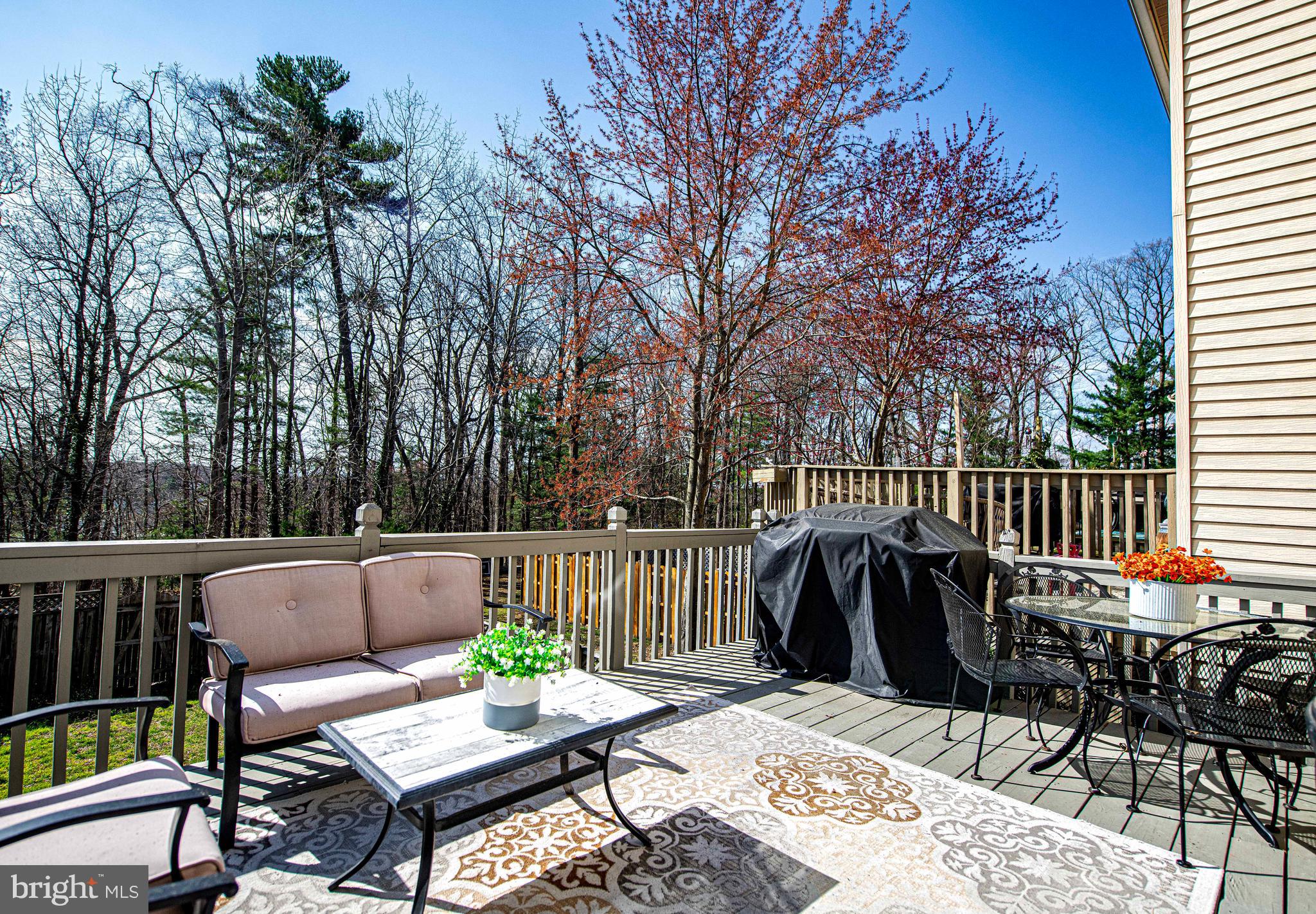 3230 PINE CREST COURT