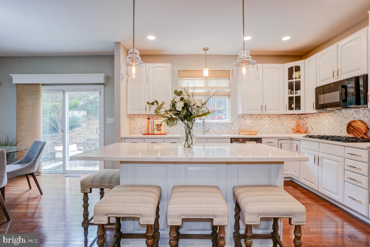 6038 JOSEPH SCOTT DRIVE