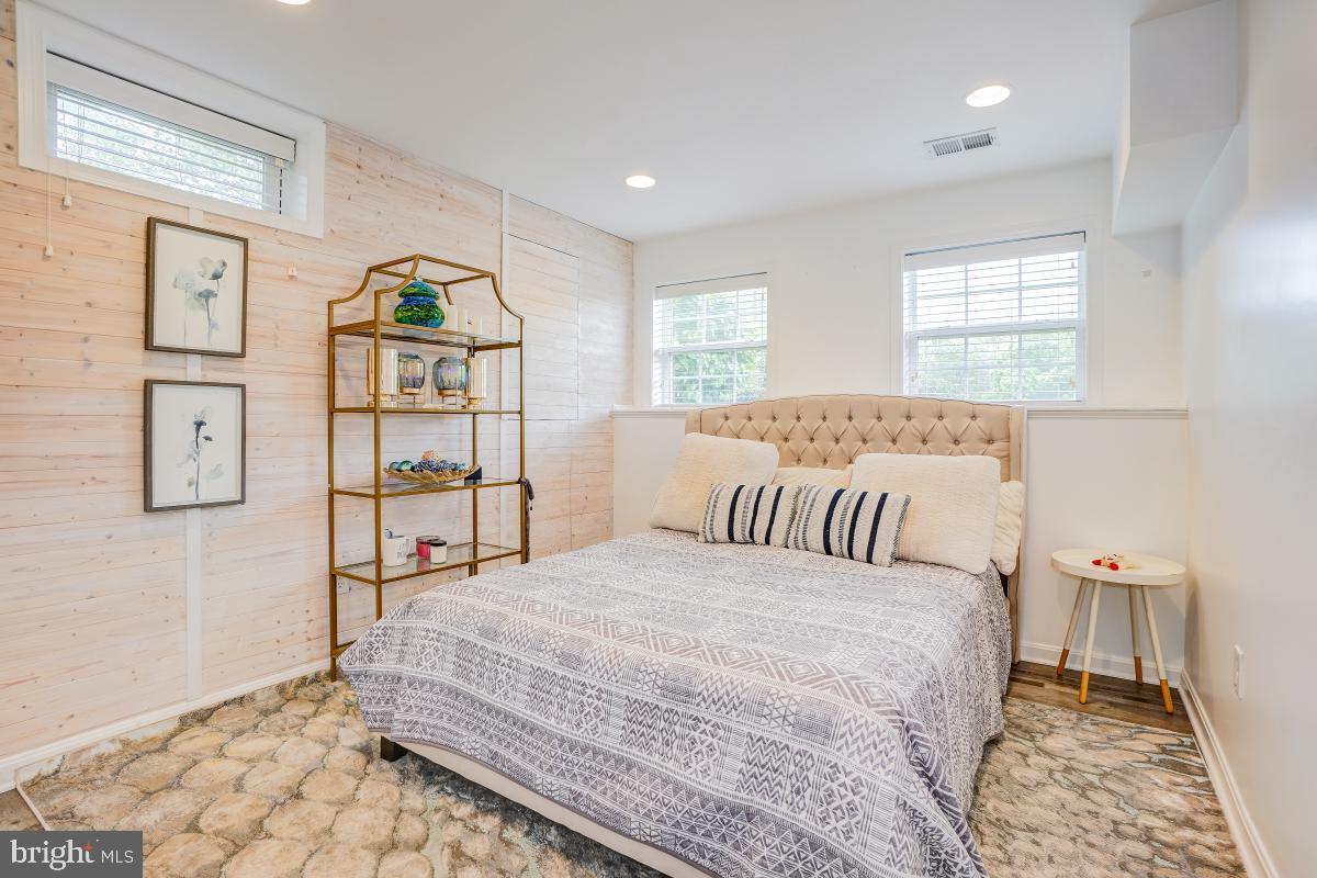 6038 JOSEPH SCOTT DRIVE