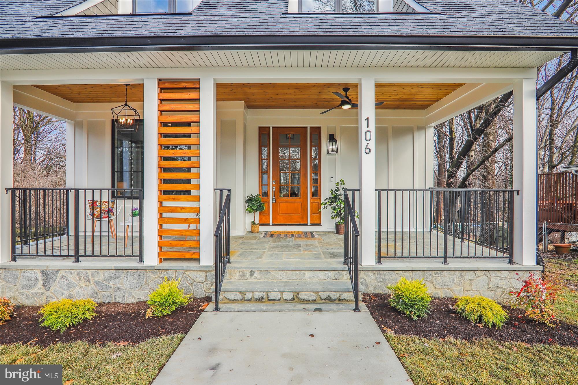 106 GENEVA AVE