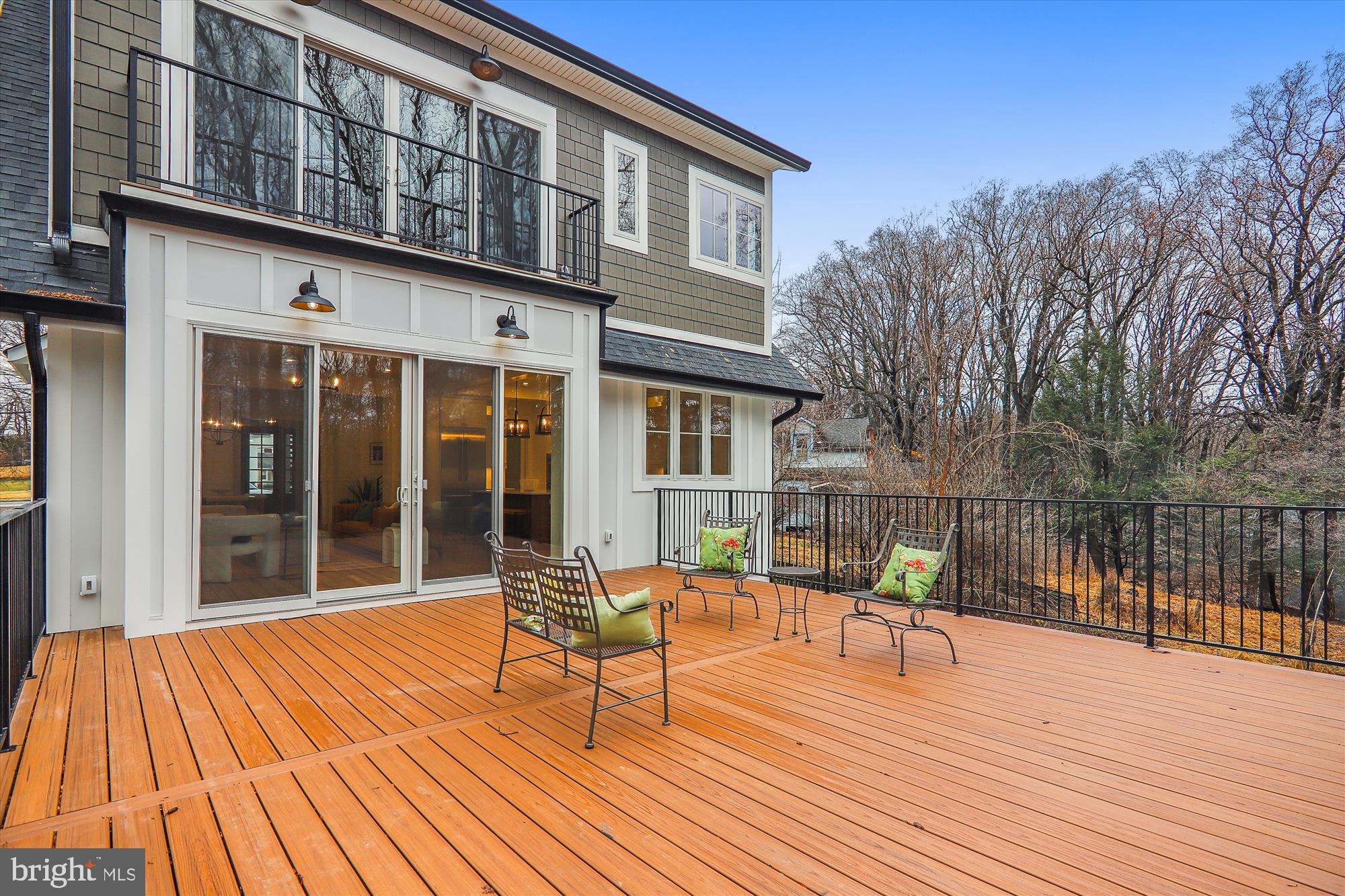 106 GENEVA AVE