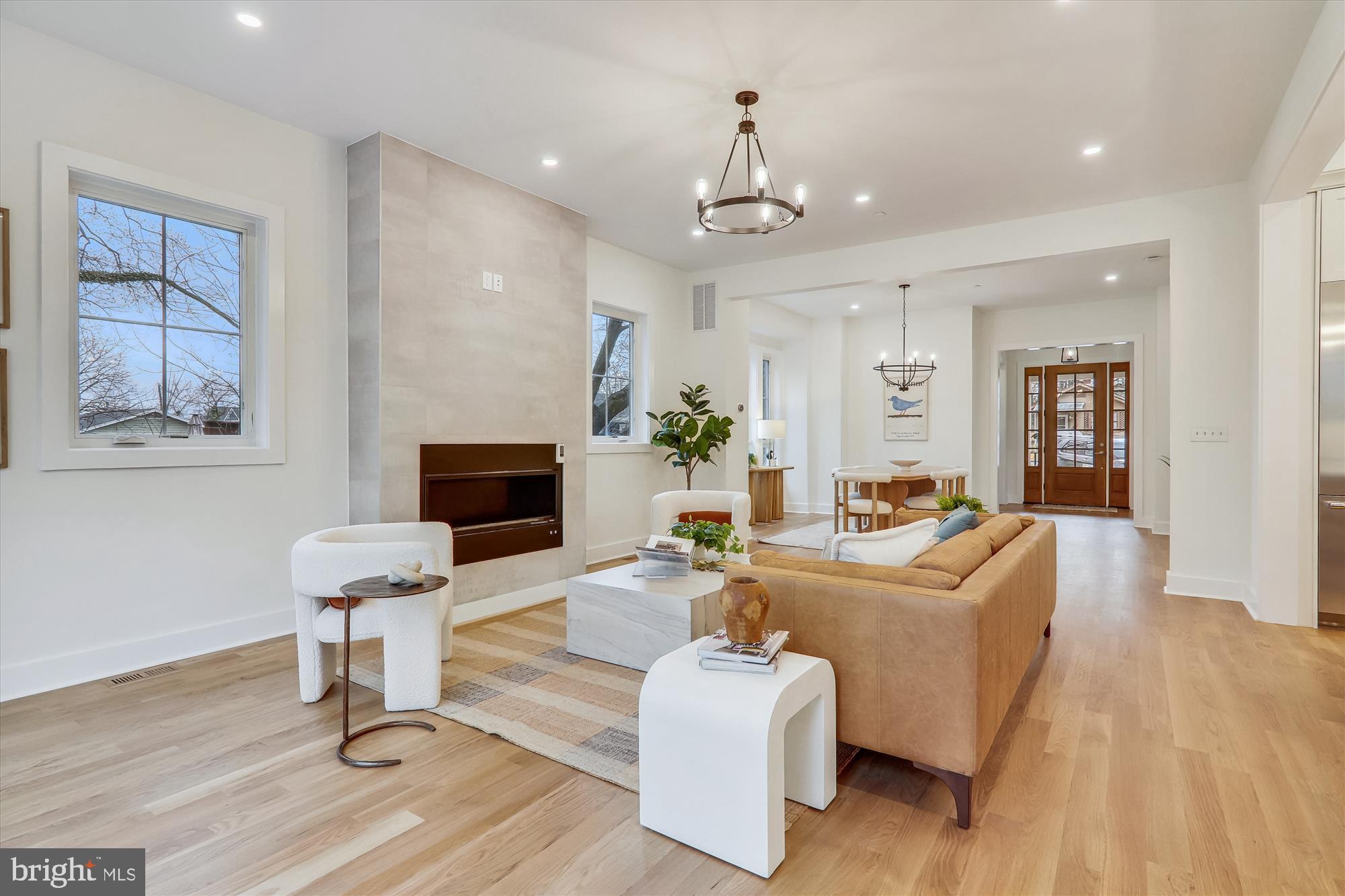 106 GENEVA AVE