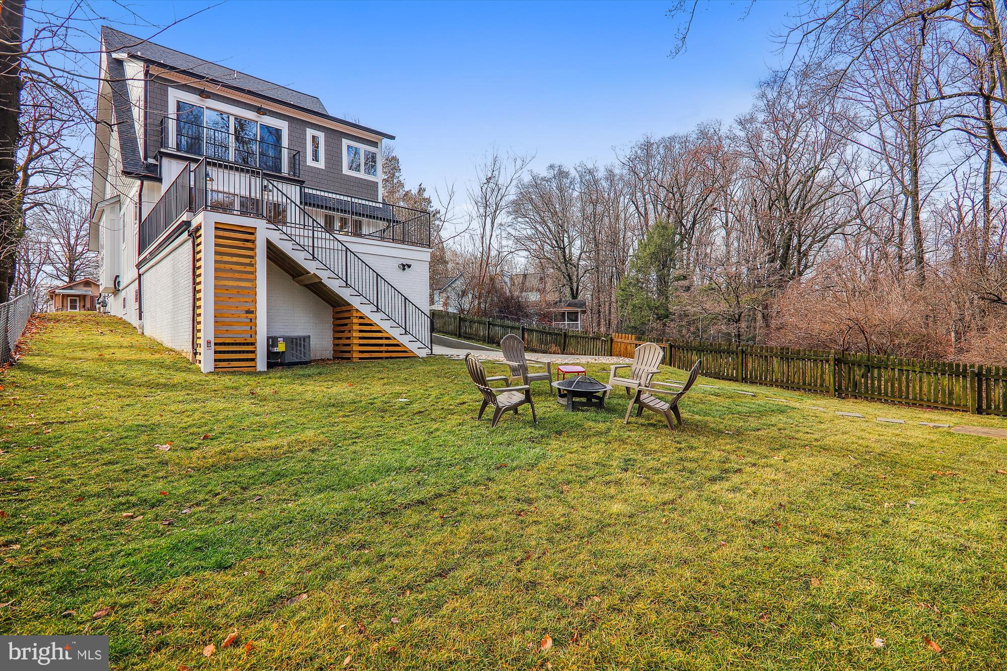 106 GENEVA AVE