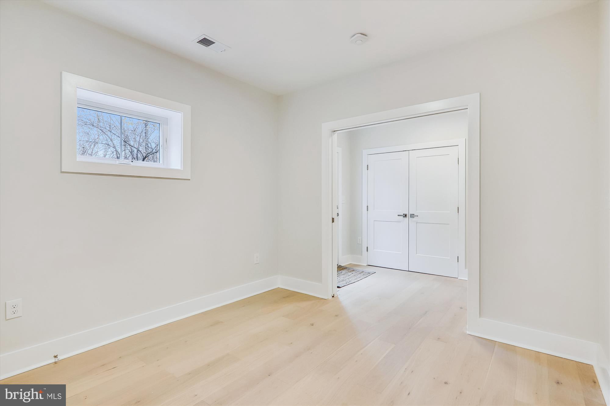 106 GENEVA AVE
