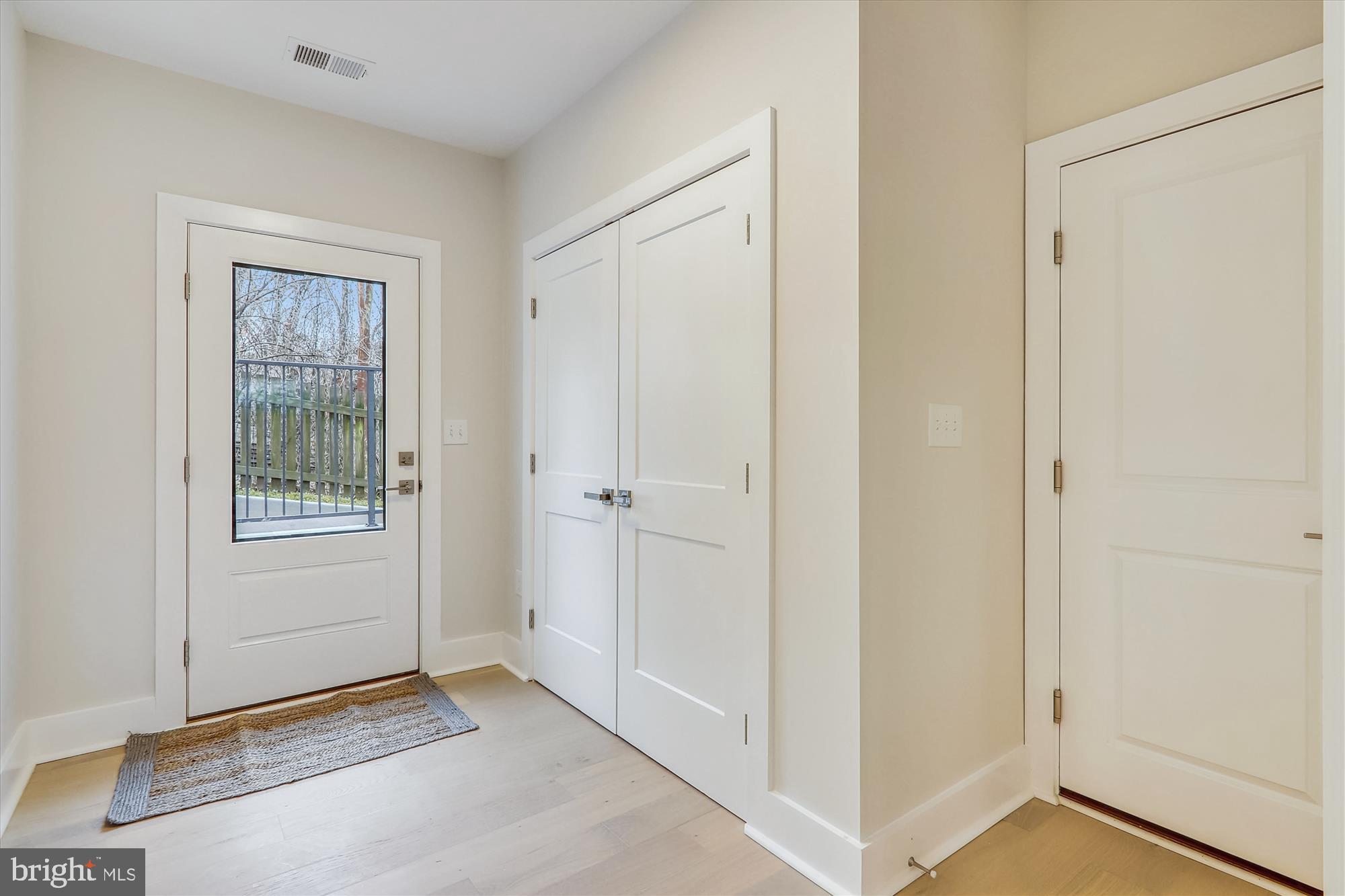 106 GENEVA AVE