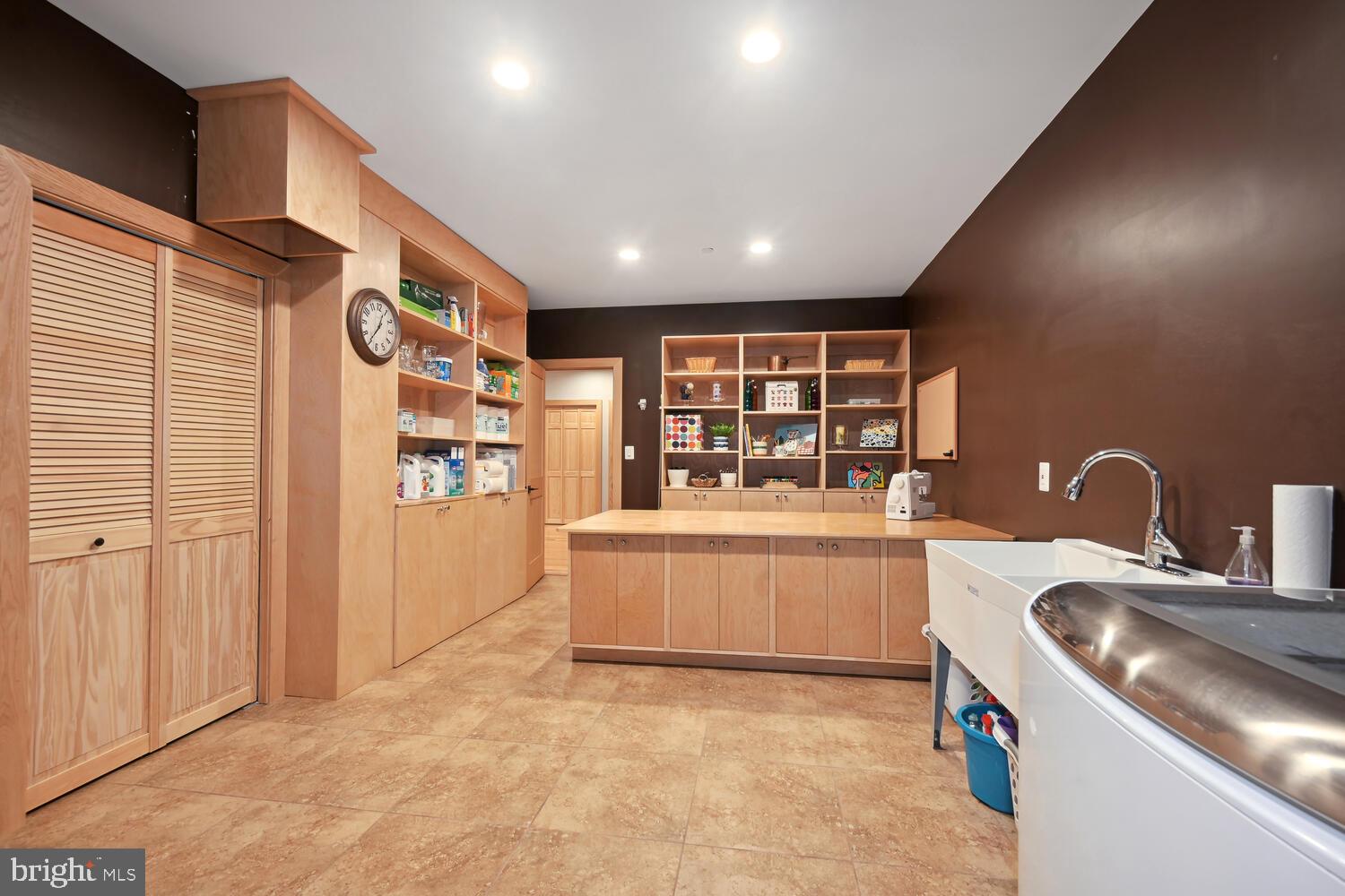 8101 CUSTER ROAD