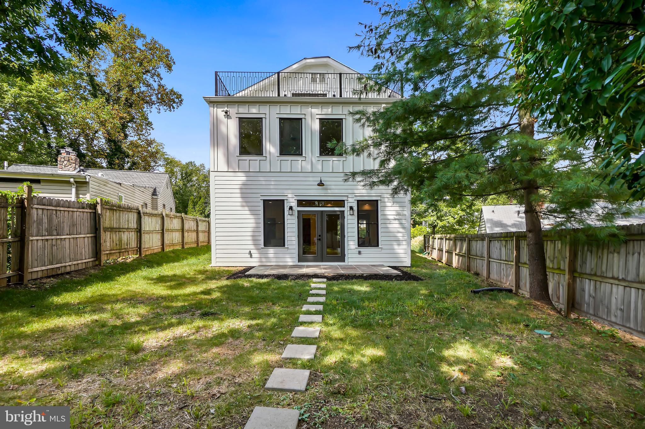 102 RITCHIE AVENUE