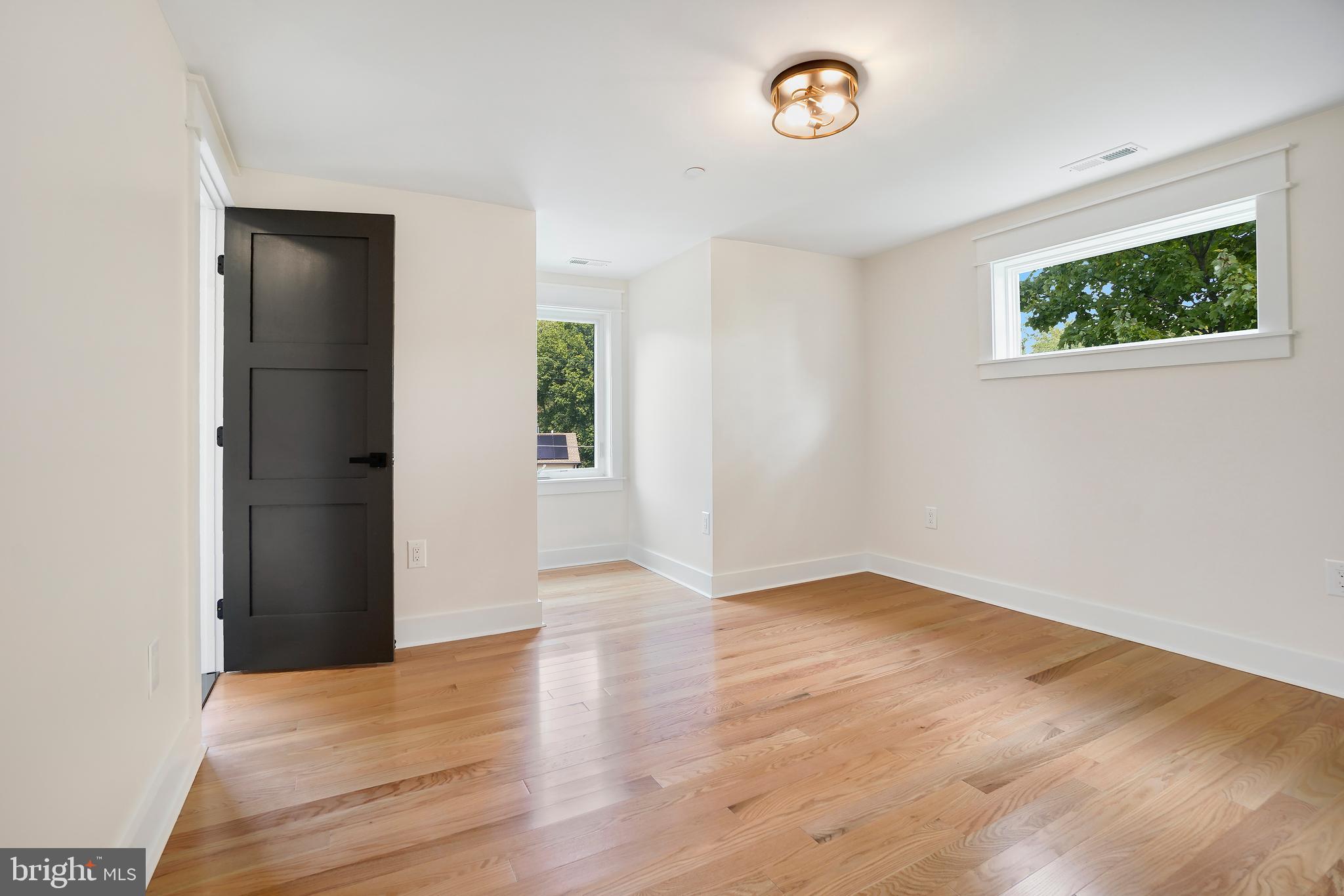 102 RITCHIE AVENUE