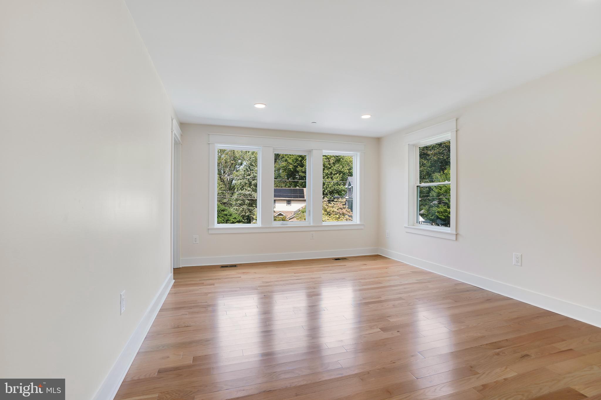 102 RITCHIE AVENUE