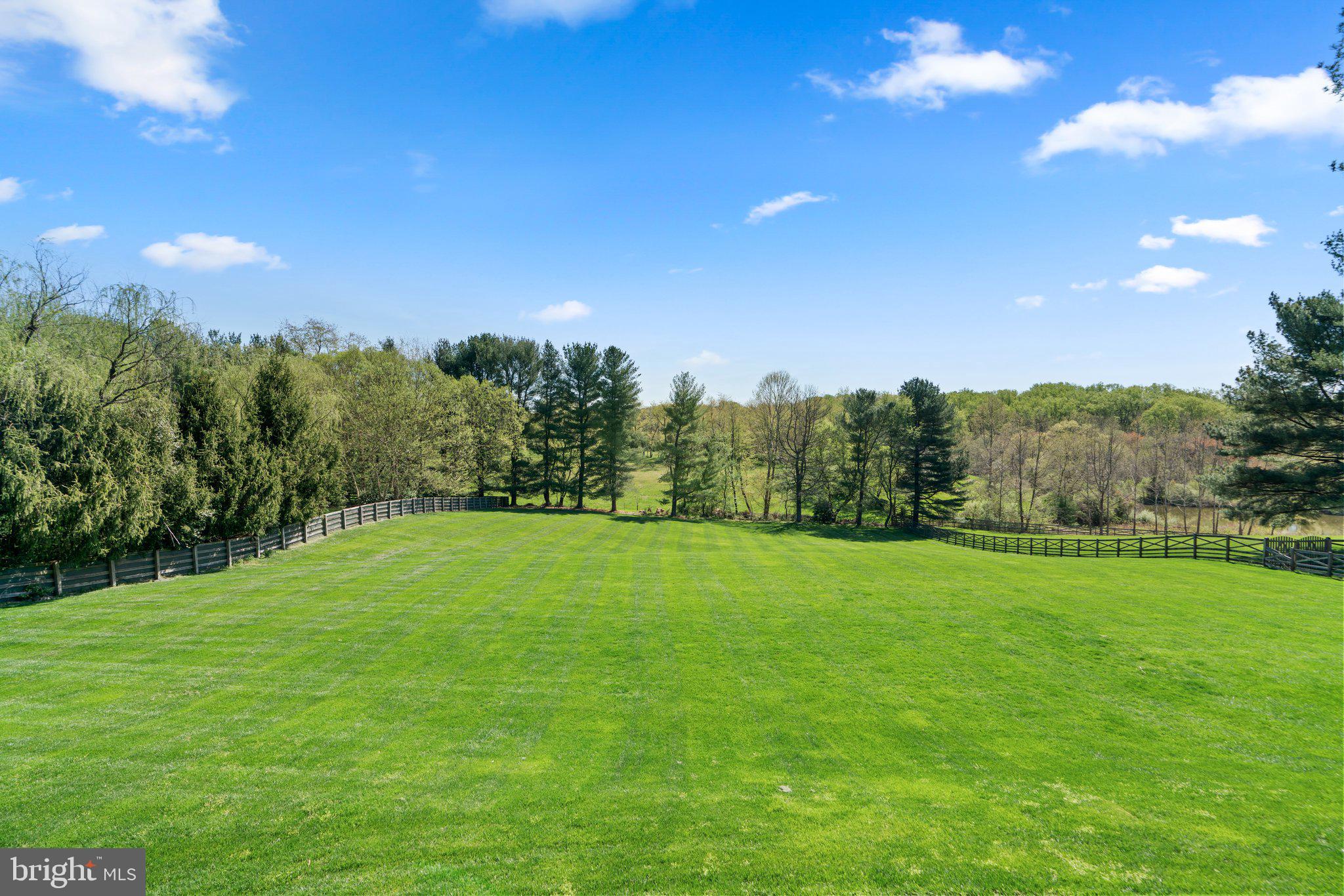 10720 RED BARN LANE