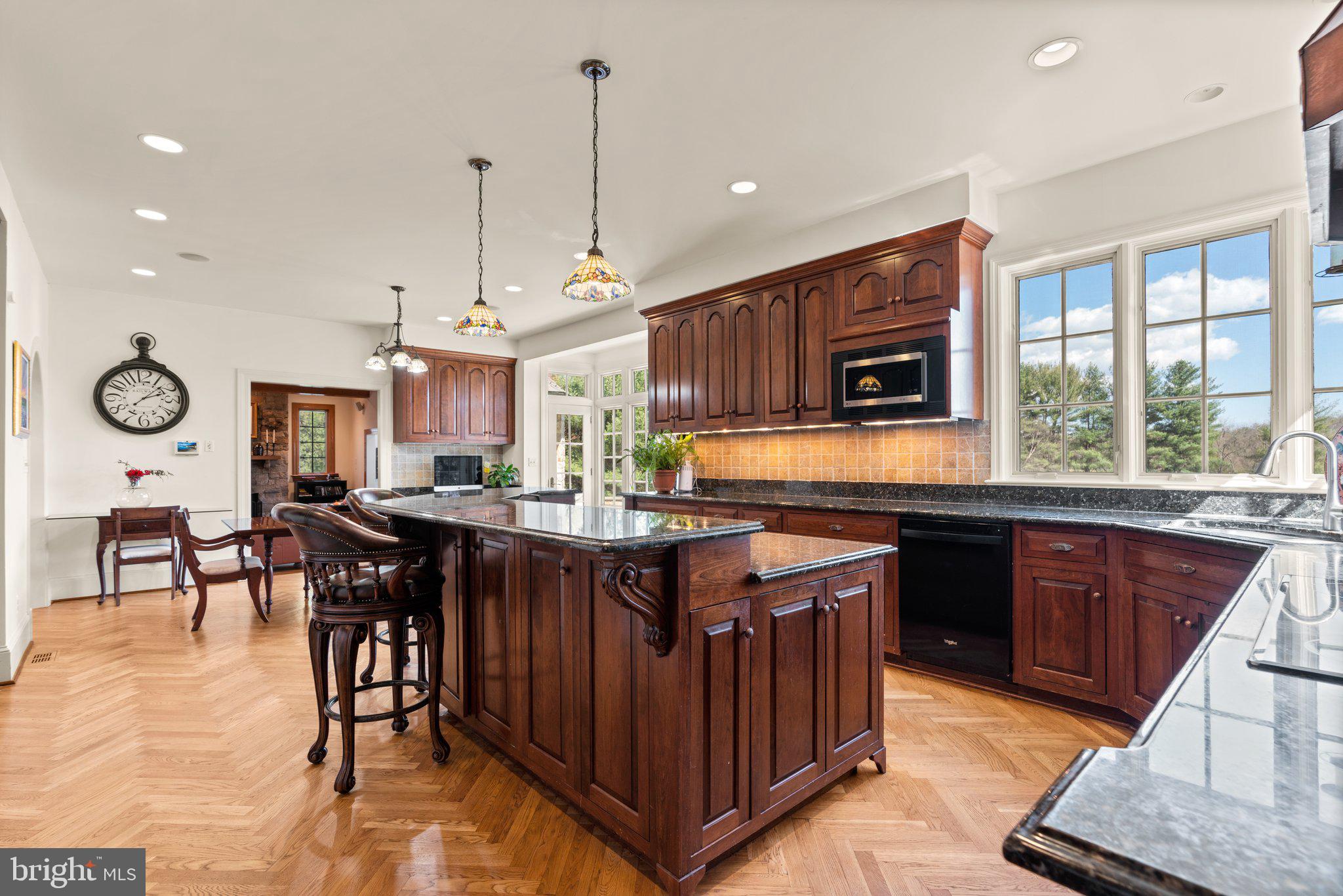 10720 RED BARN LANE
