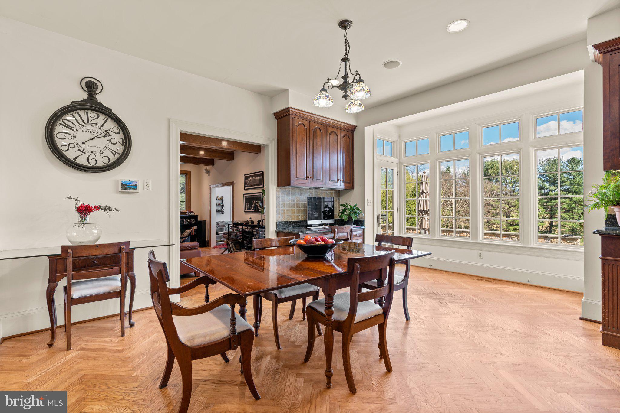 10720 RED BARN LANE
