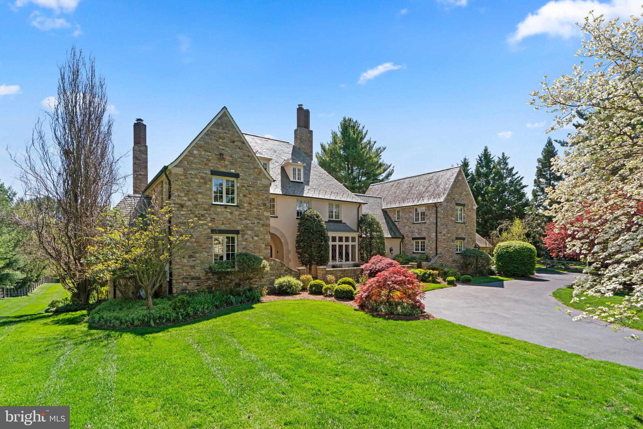 10720 RED BARN LANE