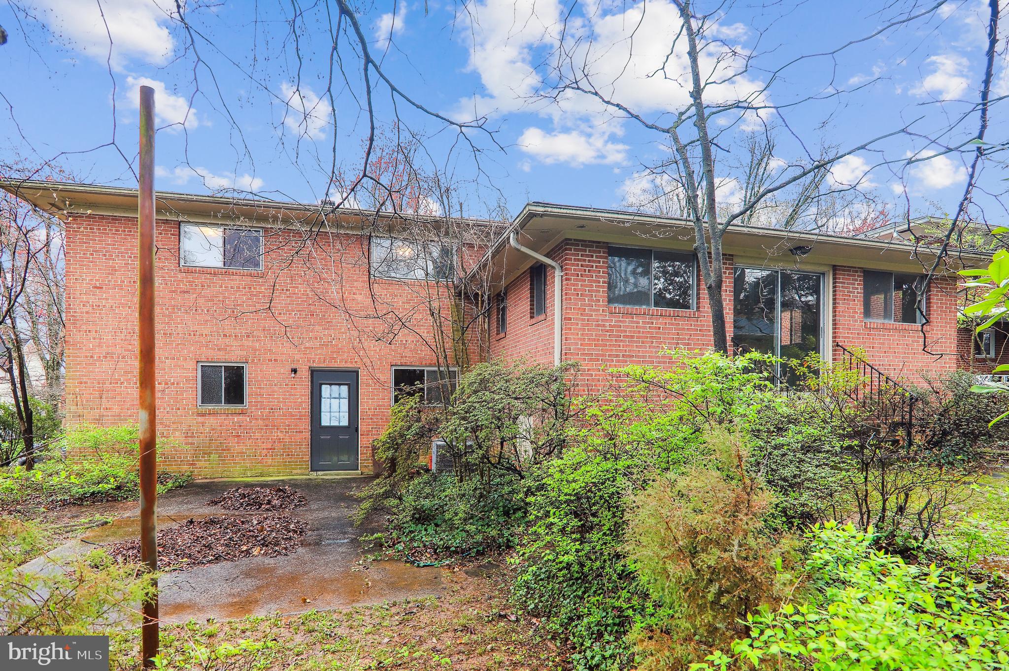 6311 TULSA LANE