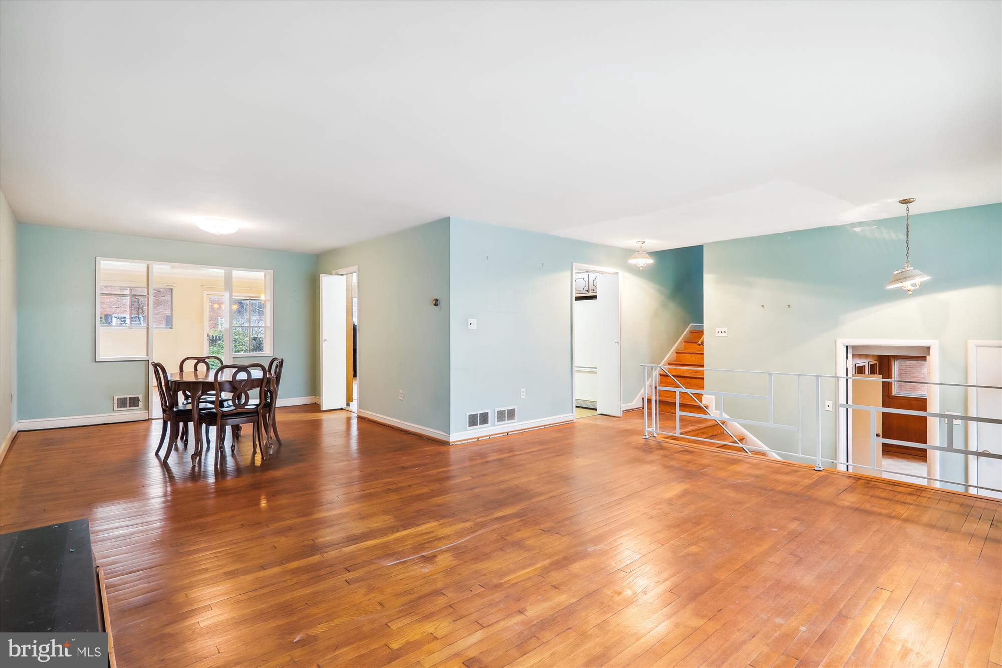 6311 TULSA LANE