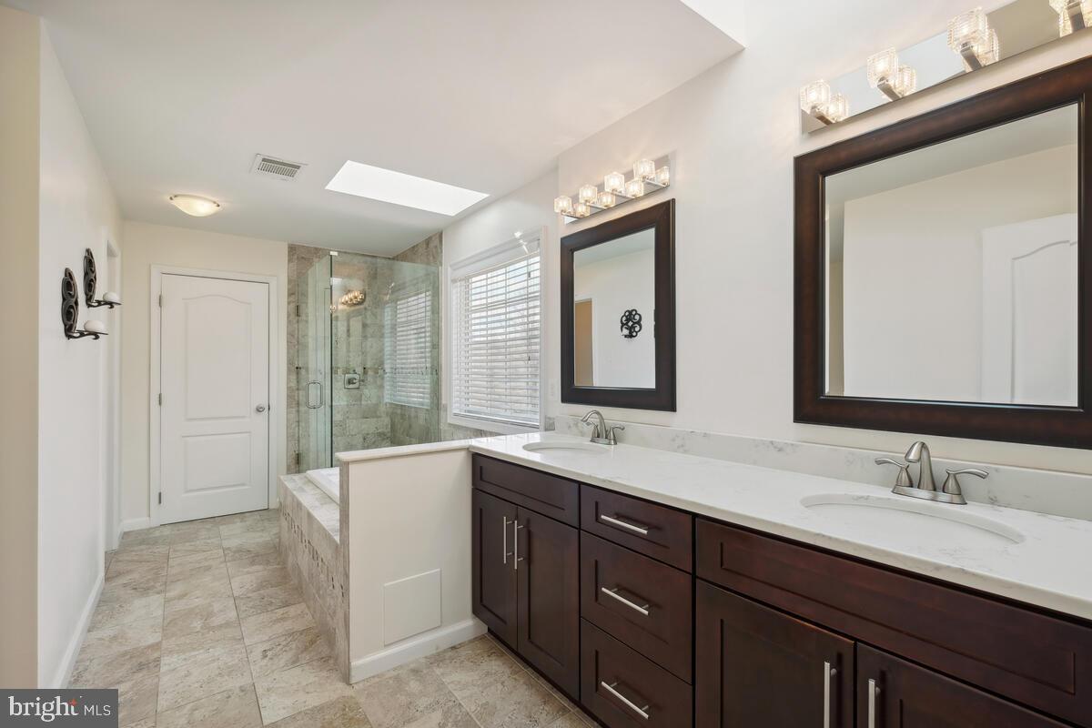 21014 SCOTTSBURY DRIVE