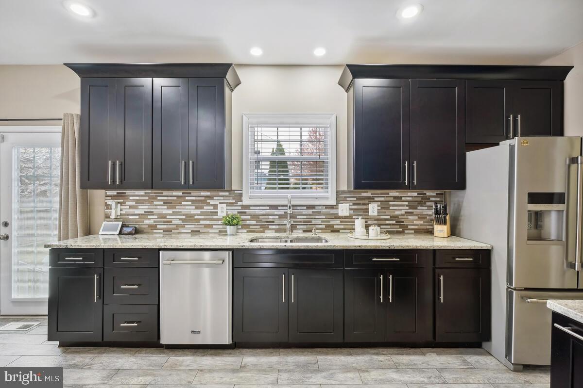 21014 SCOTTSBURY DRIVE