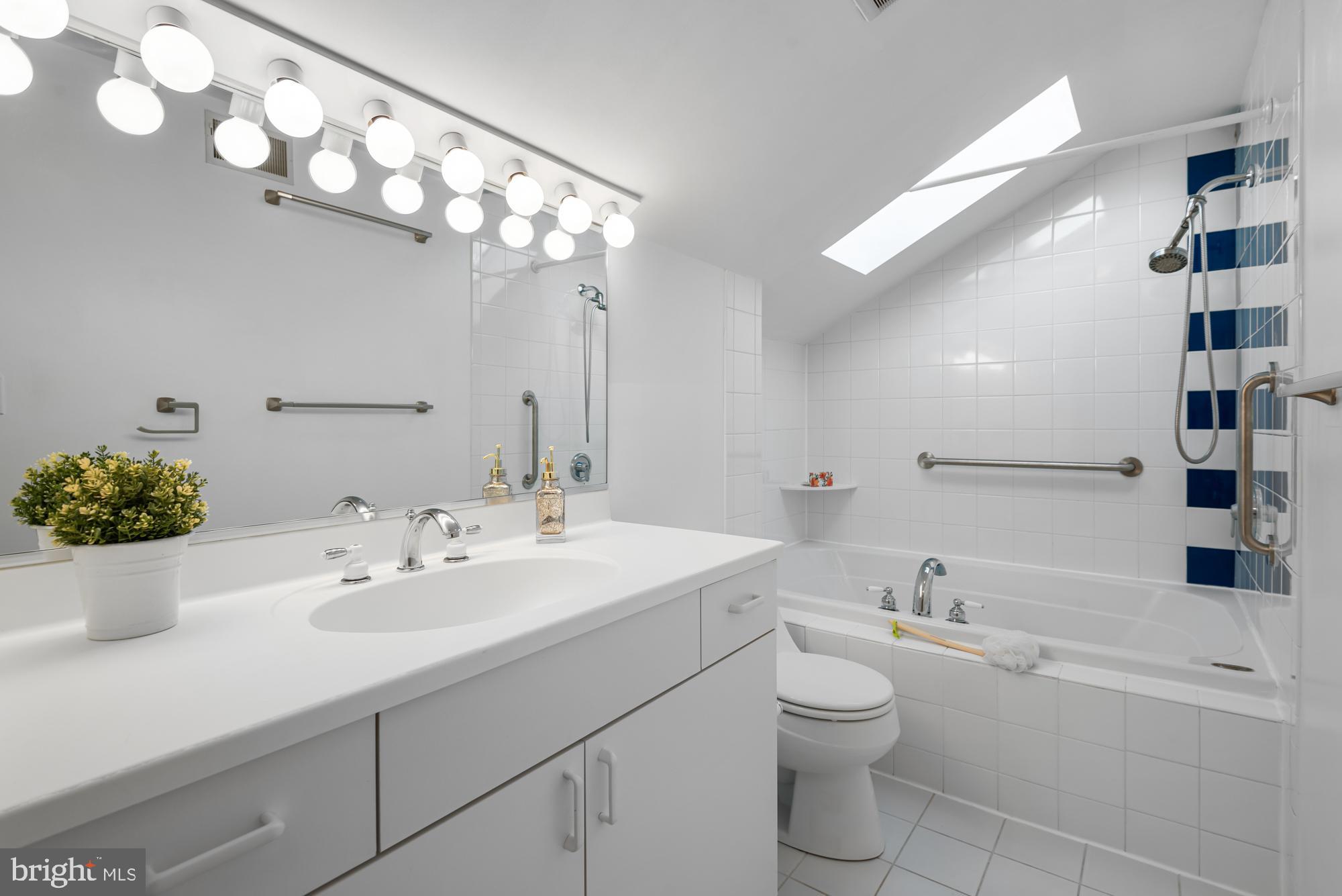 10126 PARKWOOD TERRACE