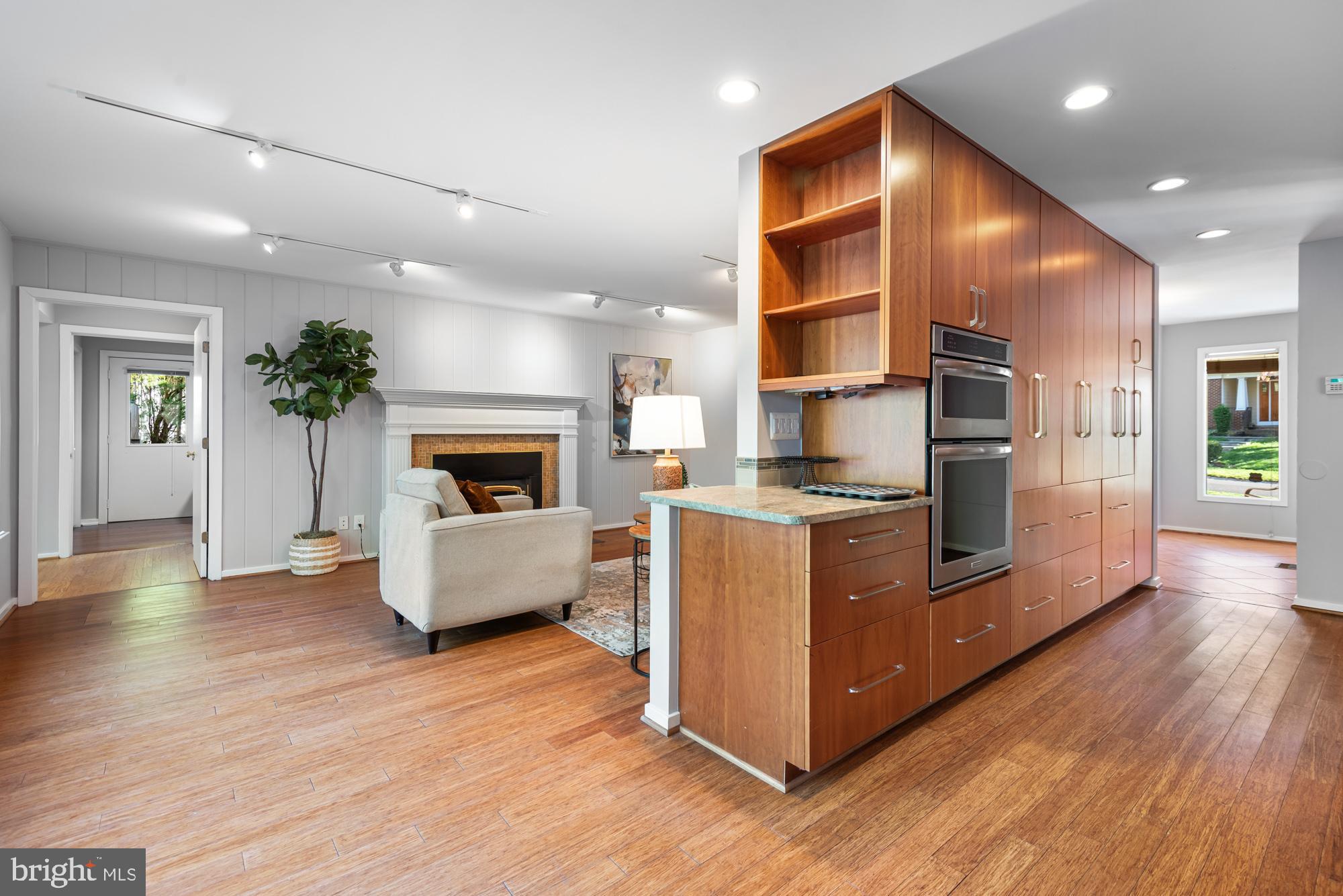 10126 PARKWOOD TERRACE