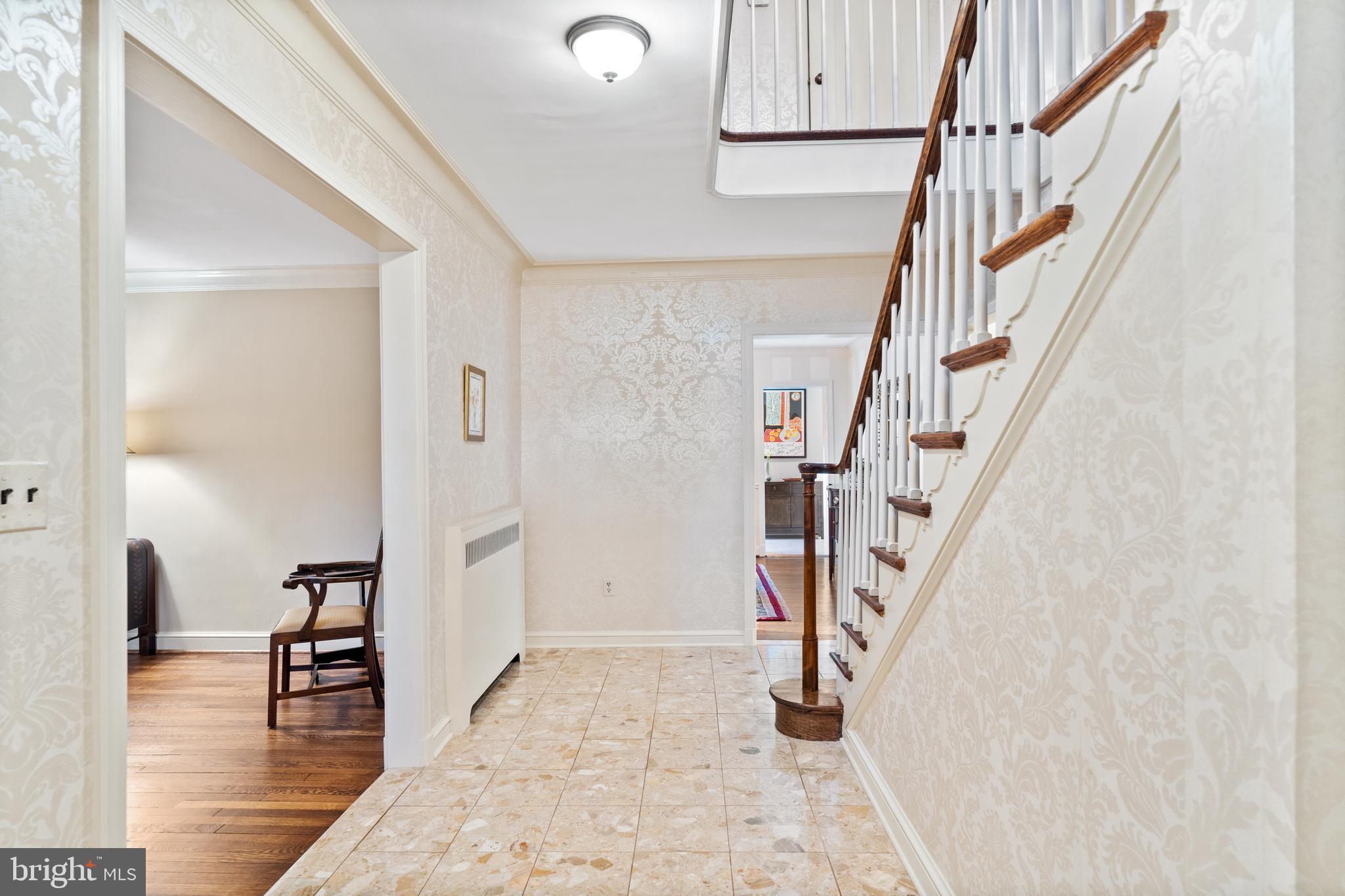 808 EDELBLUT DRIVE