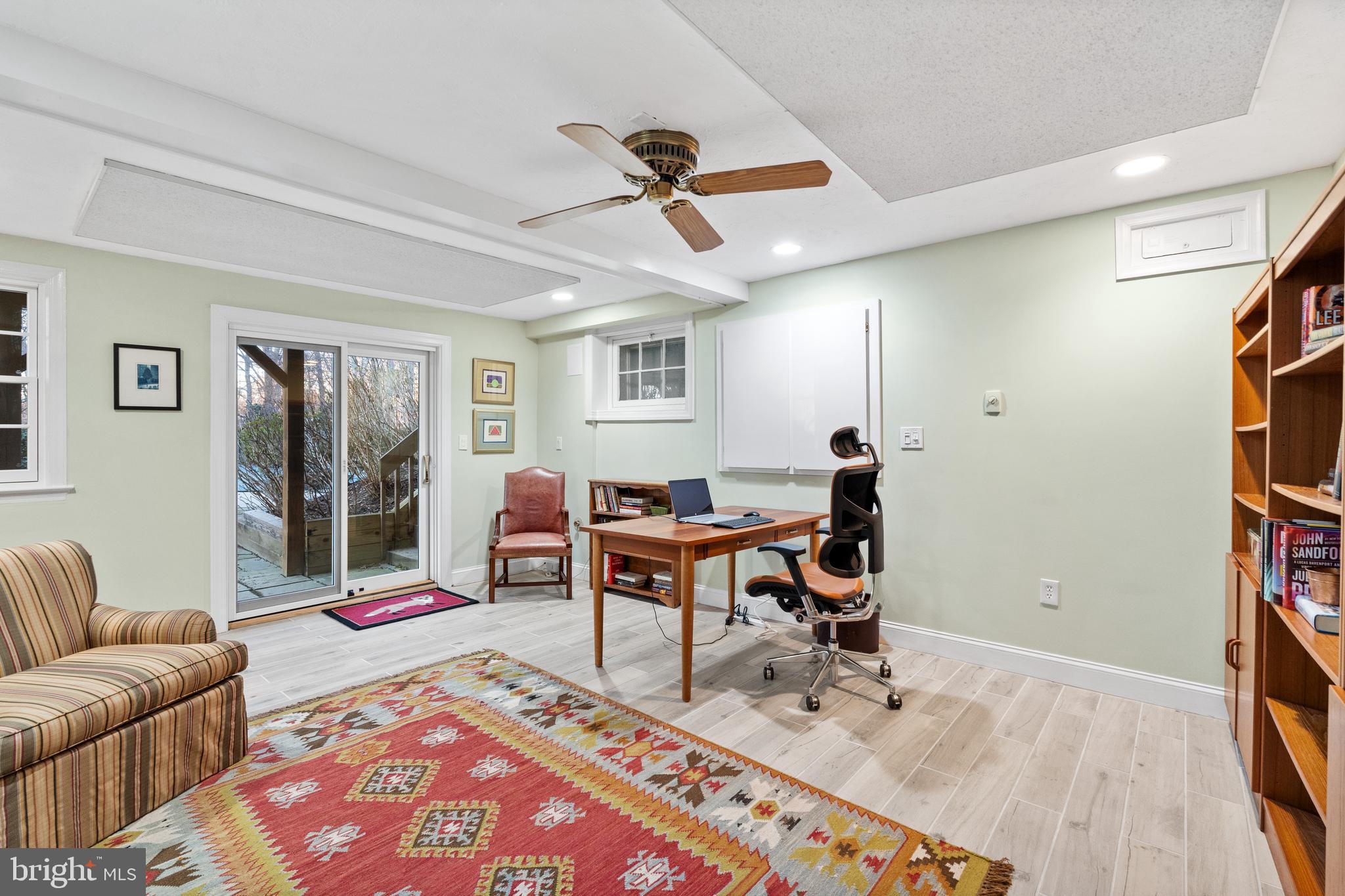 808 EDELBLUT DRIVE