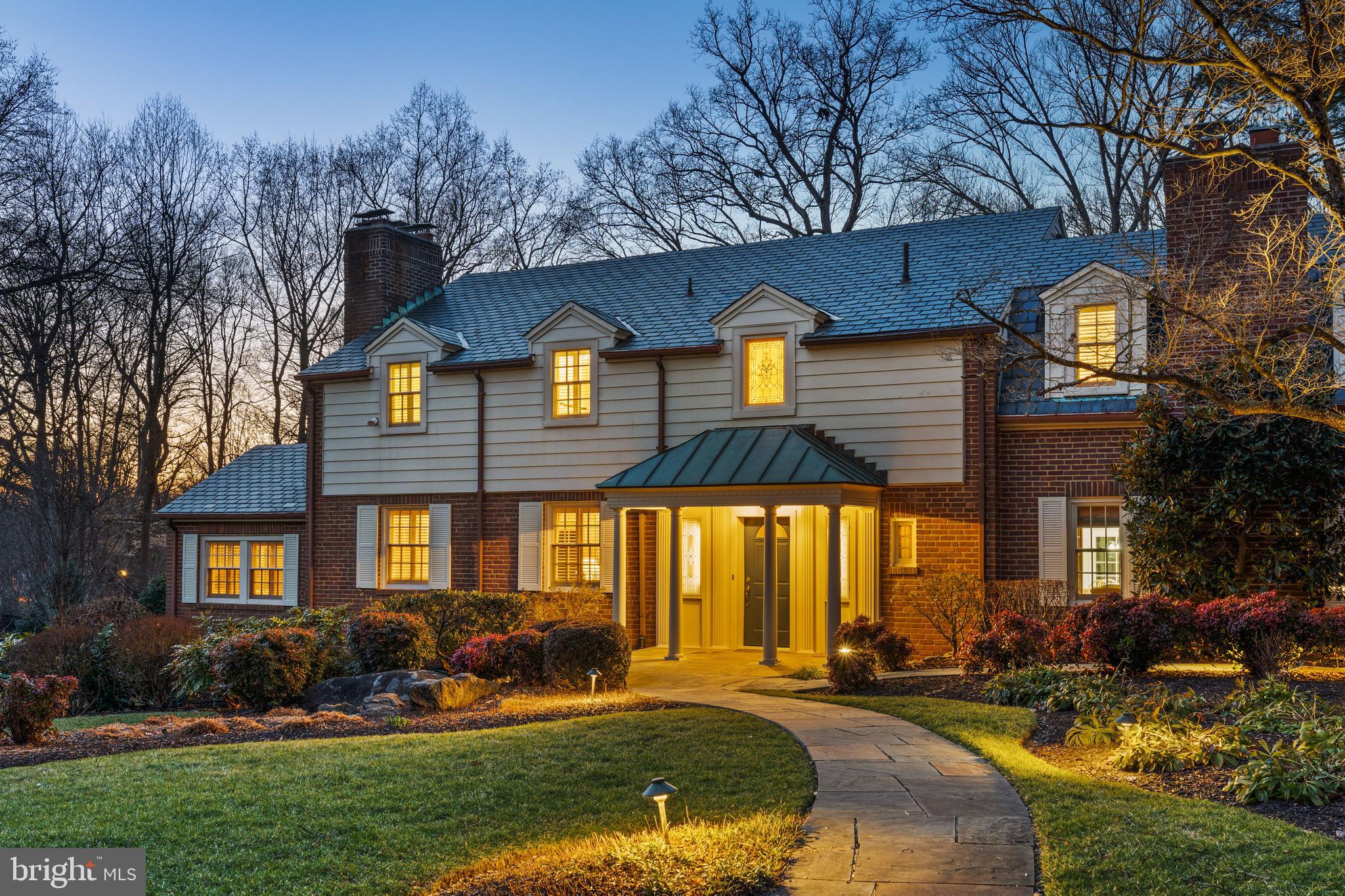 808 EDELBLUT DRIVE