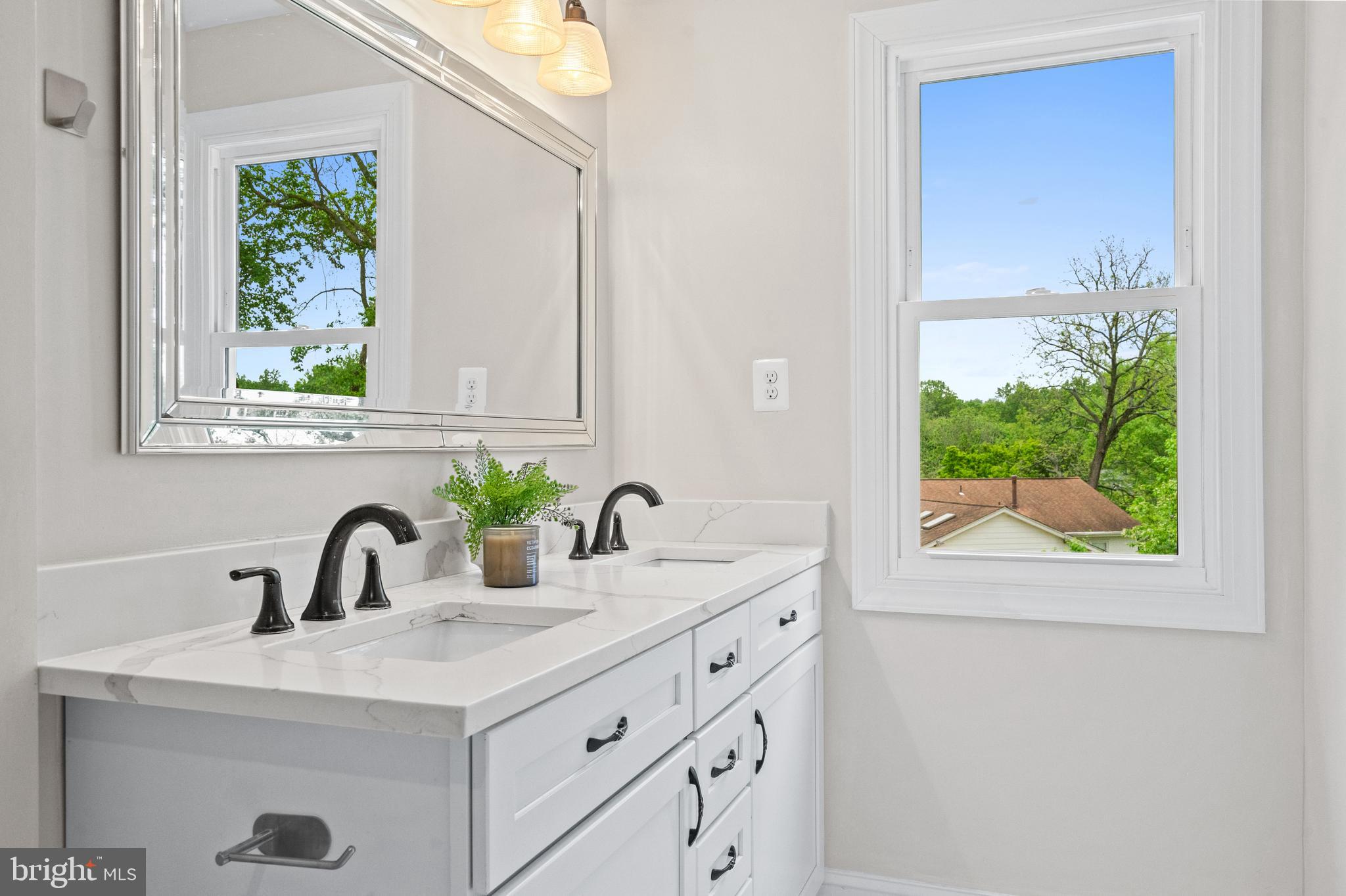 13203 TAMARACK ROAD