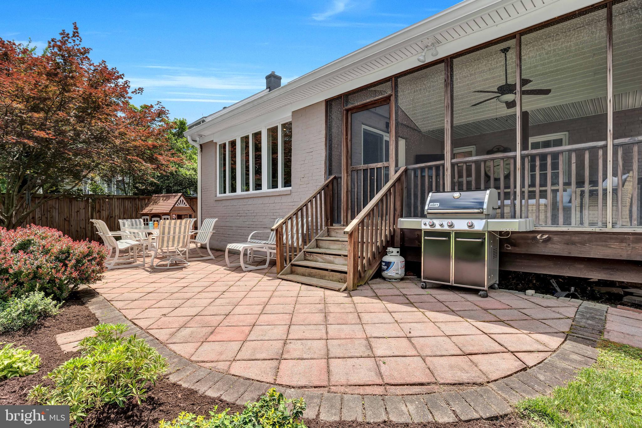 4407 BROOKFIELD DRIVE