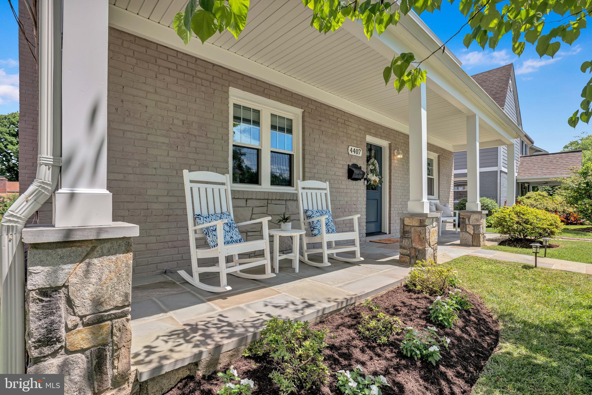 4407 BROOKFIELD DRIVE