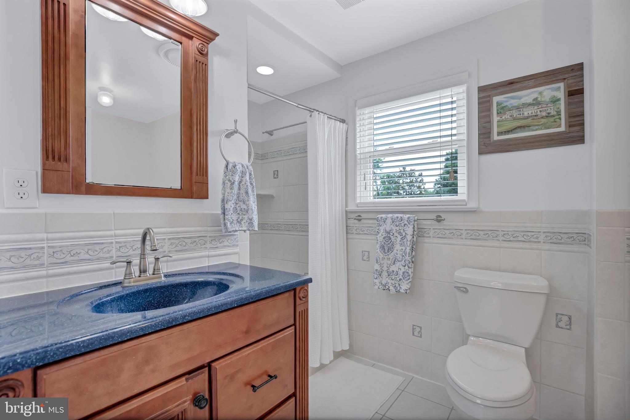 4407 BROOKFIELD DRIVE