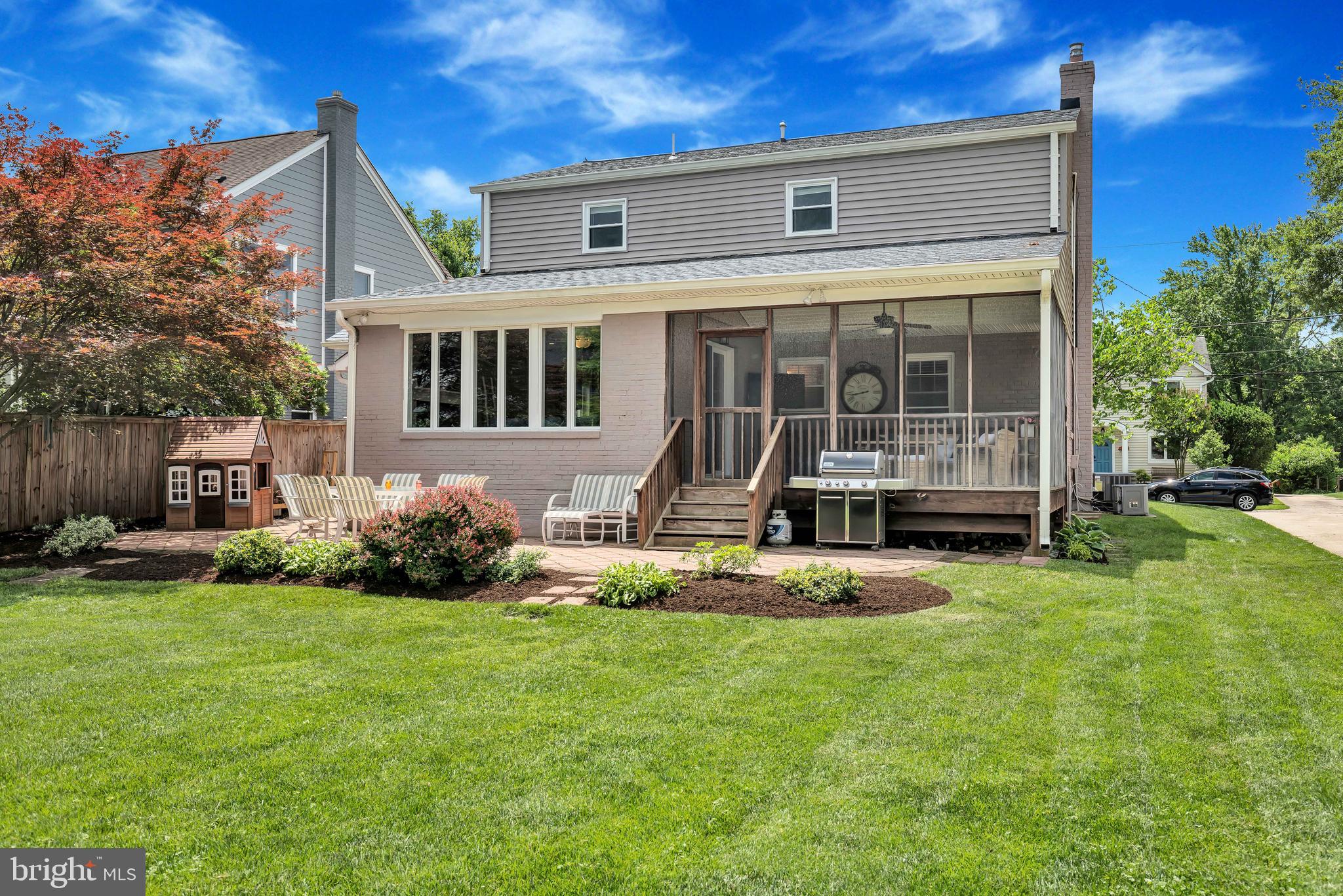 4407 BROOKFIELD DRIVE