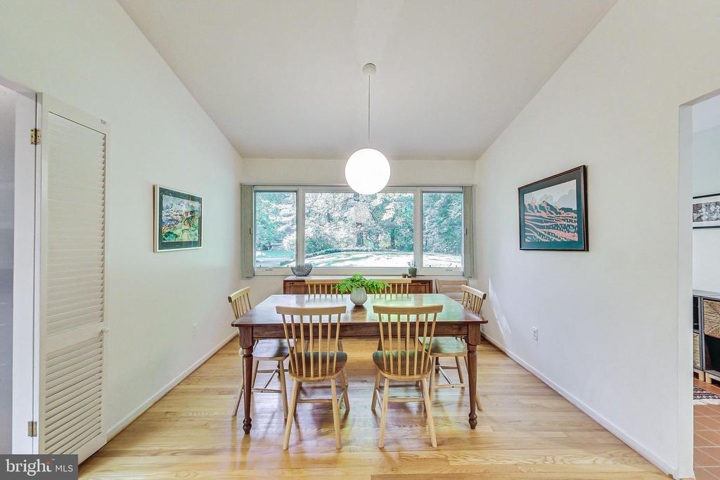 8312 STILL SPRING COURT