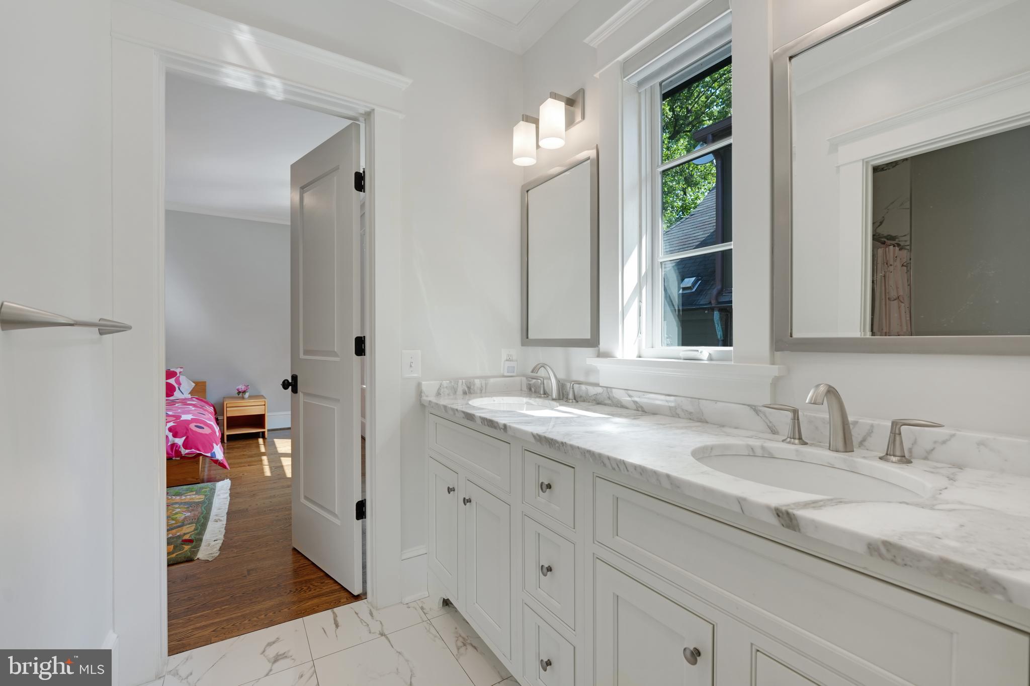 4303 ELM STREET