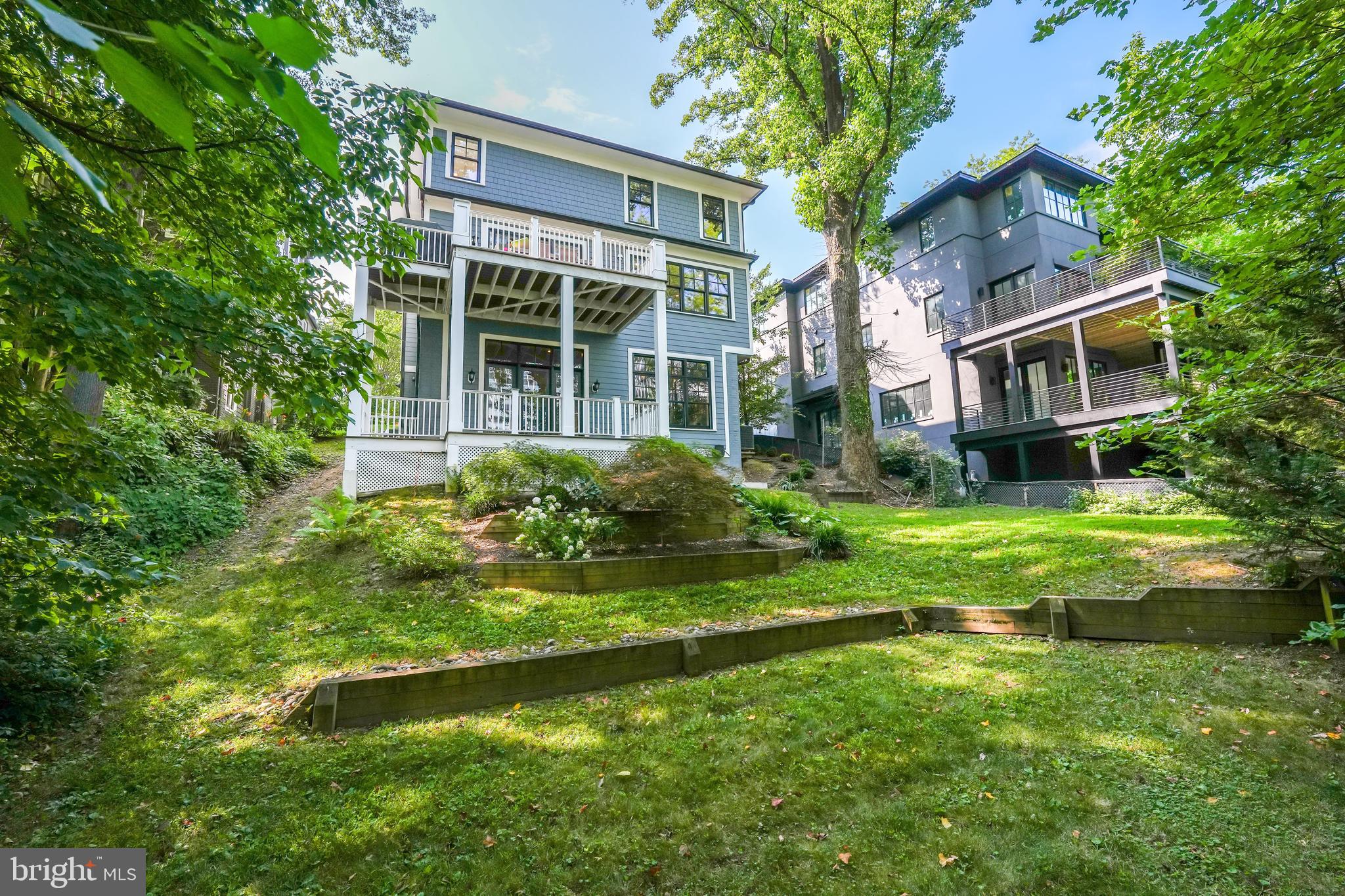 4303 ELM STREET