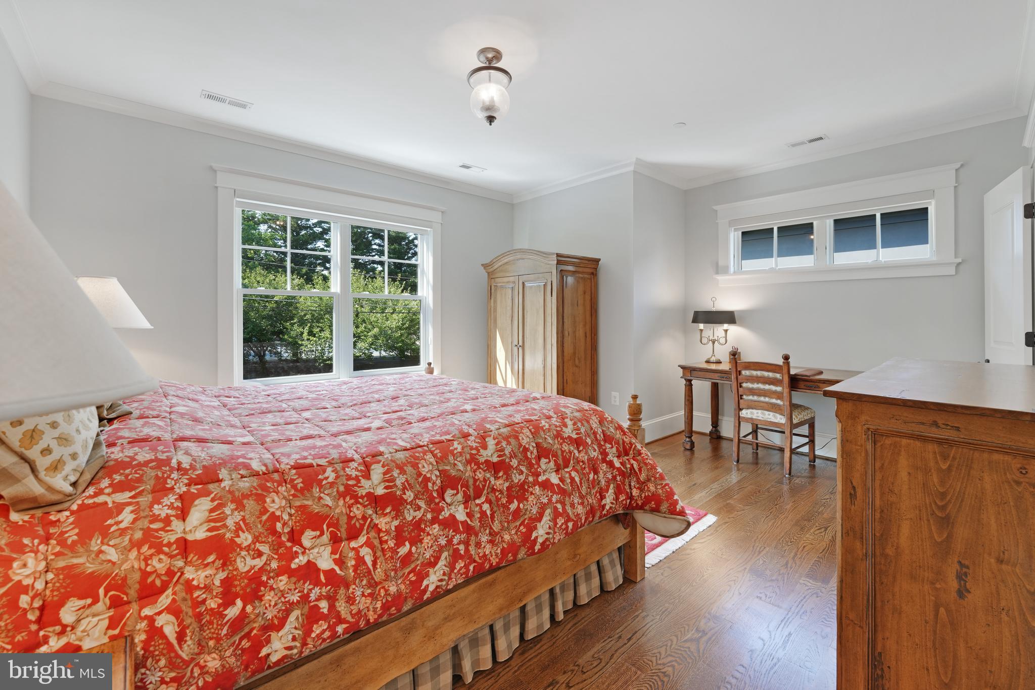 4303 ELM STREET