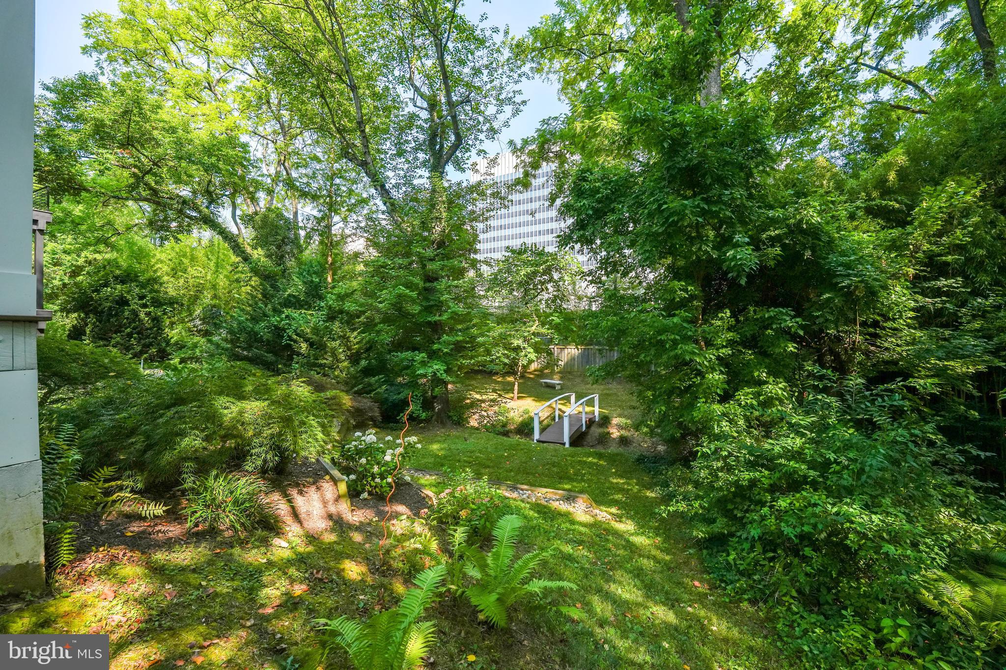 4303 ELM STREET