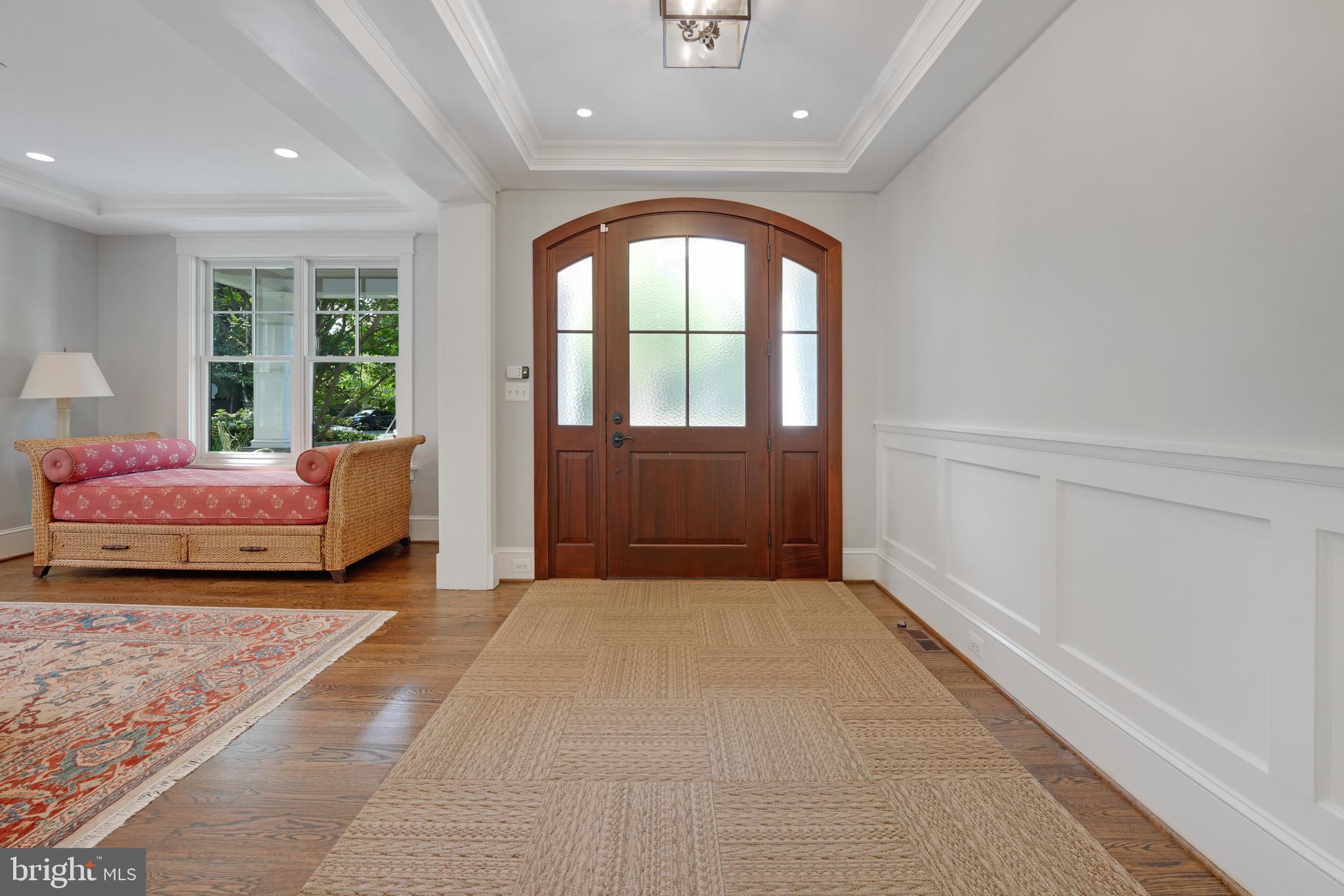 4303 ELM STREET