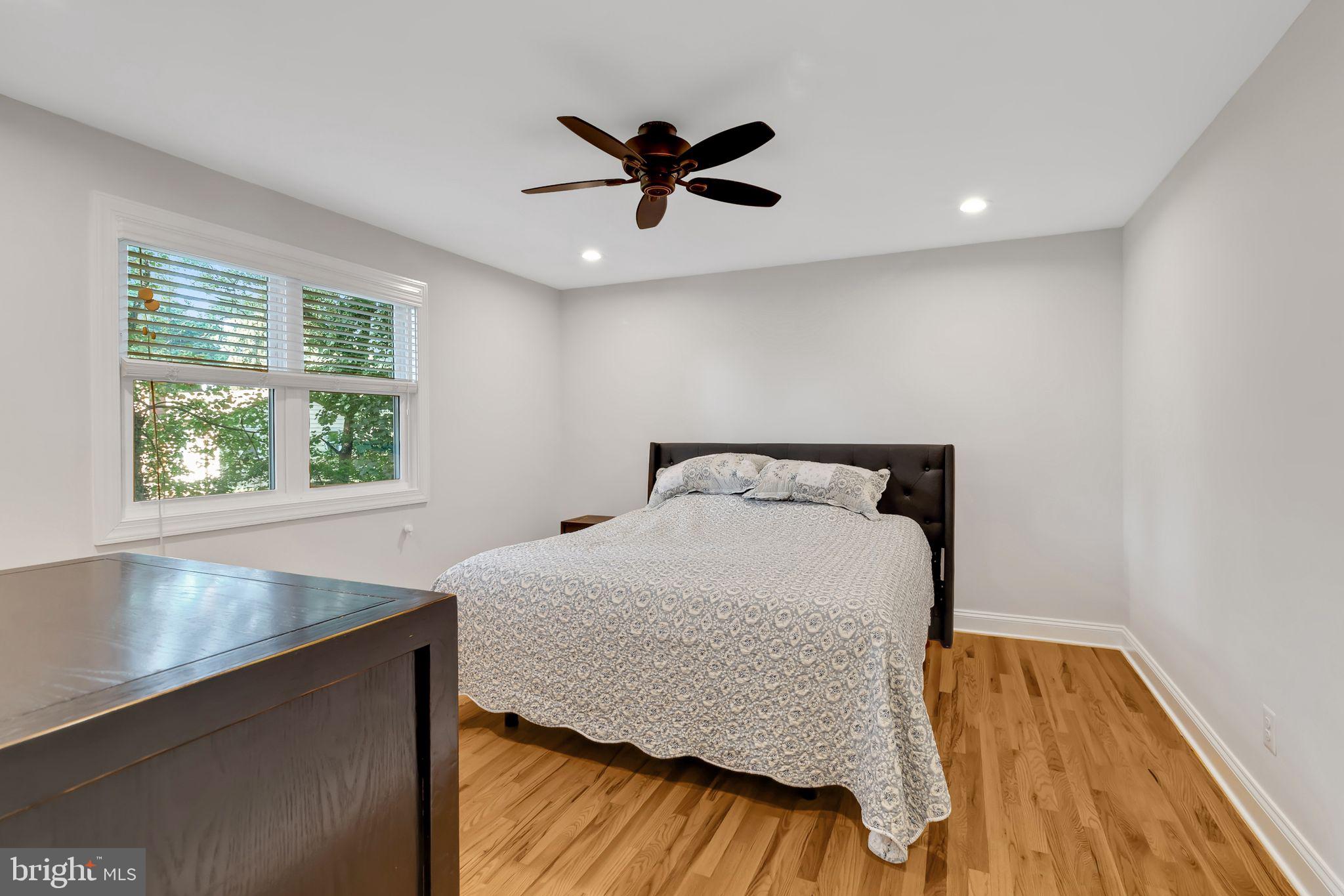 1309 GRESHAM ROAD