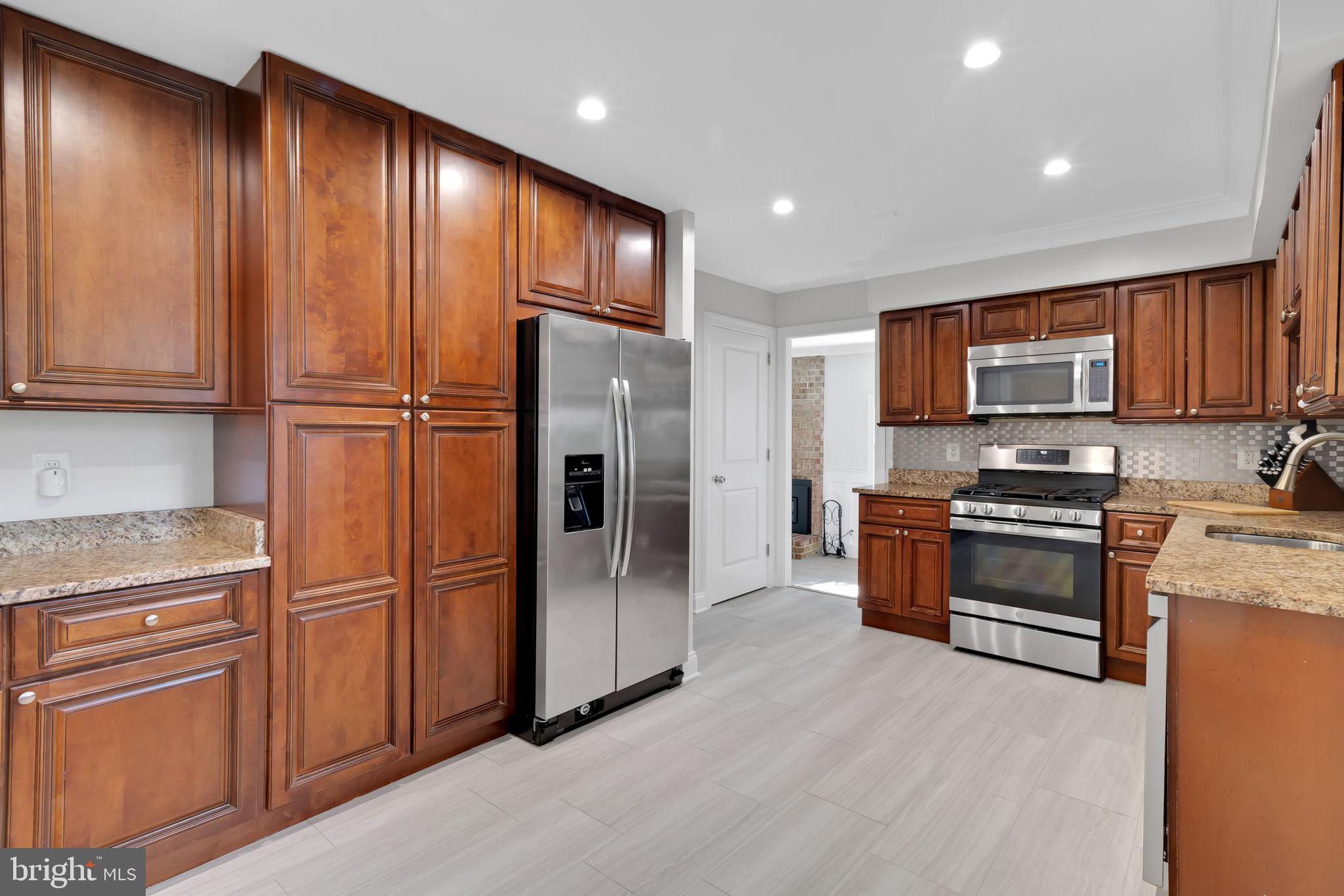 1309 GRESHAM ROAD