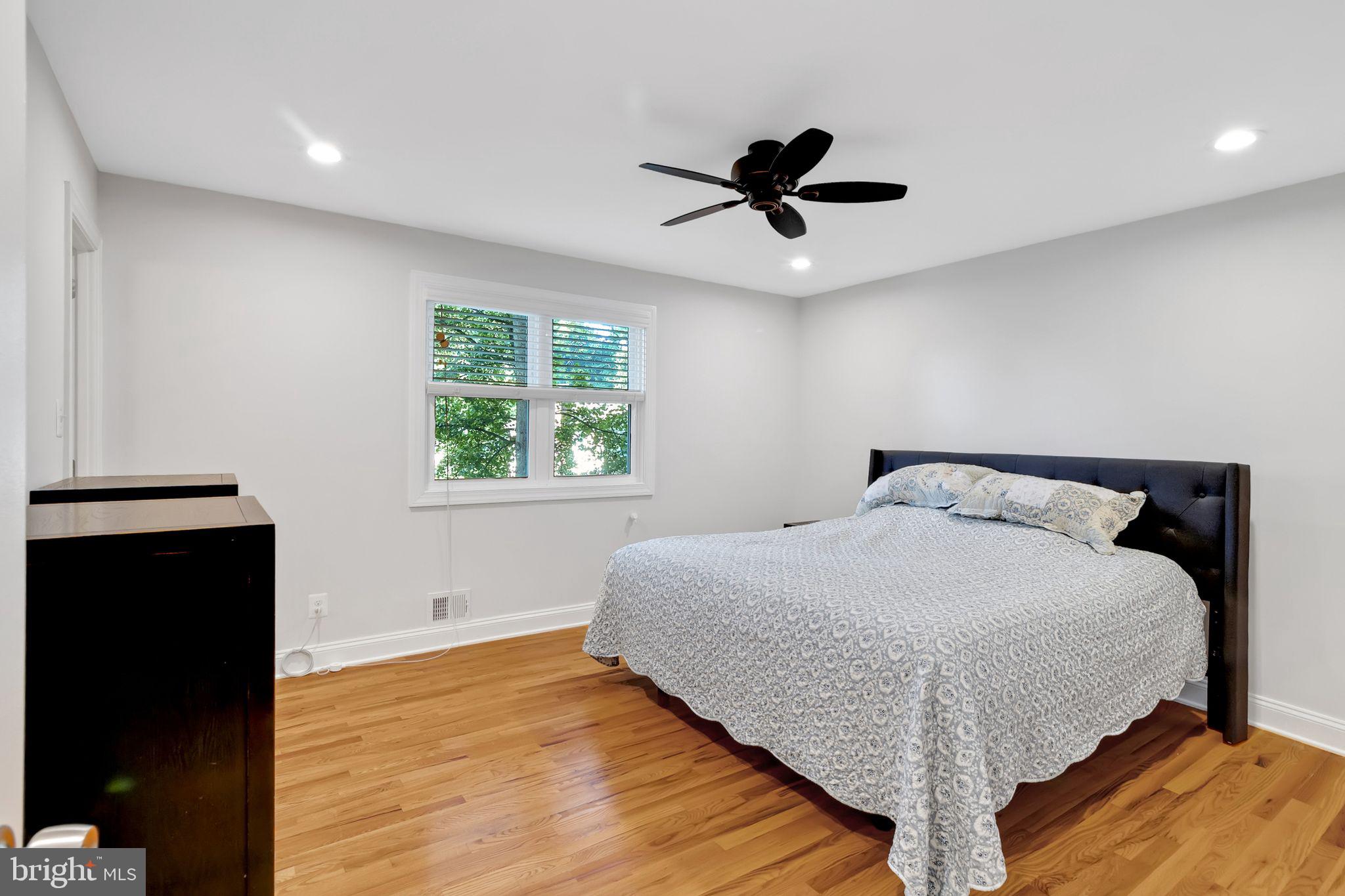 1309 GRESHAM ROAD