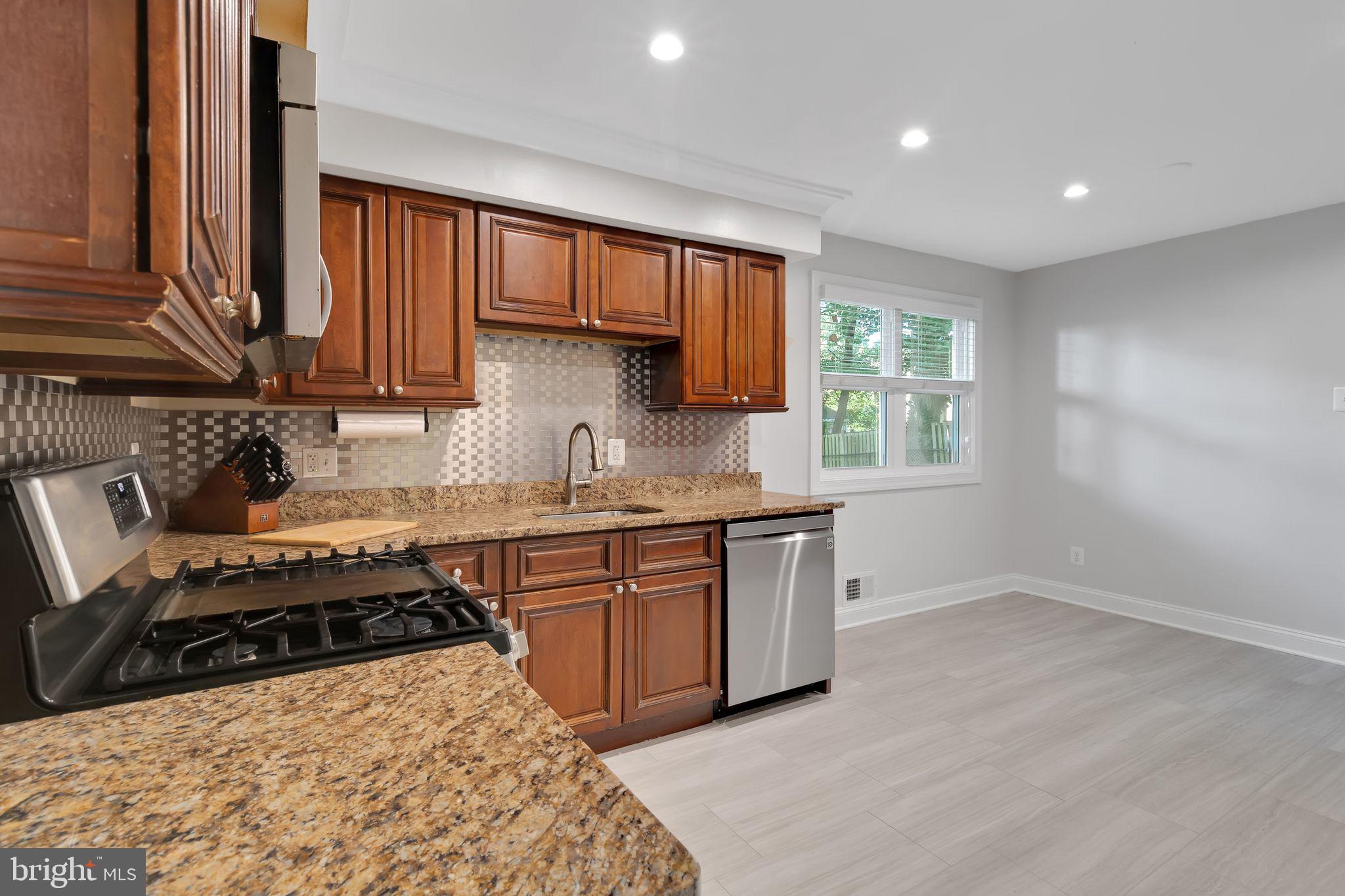 1309 GRESHAM ROAD