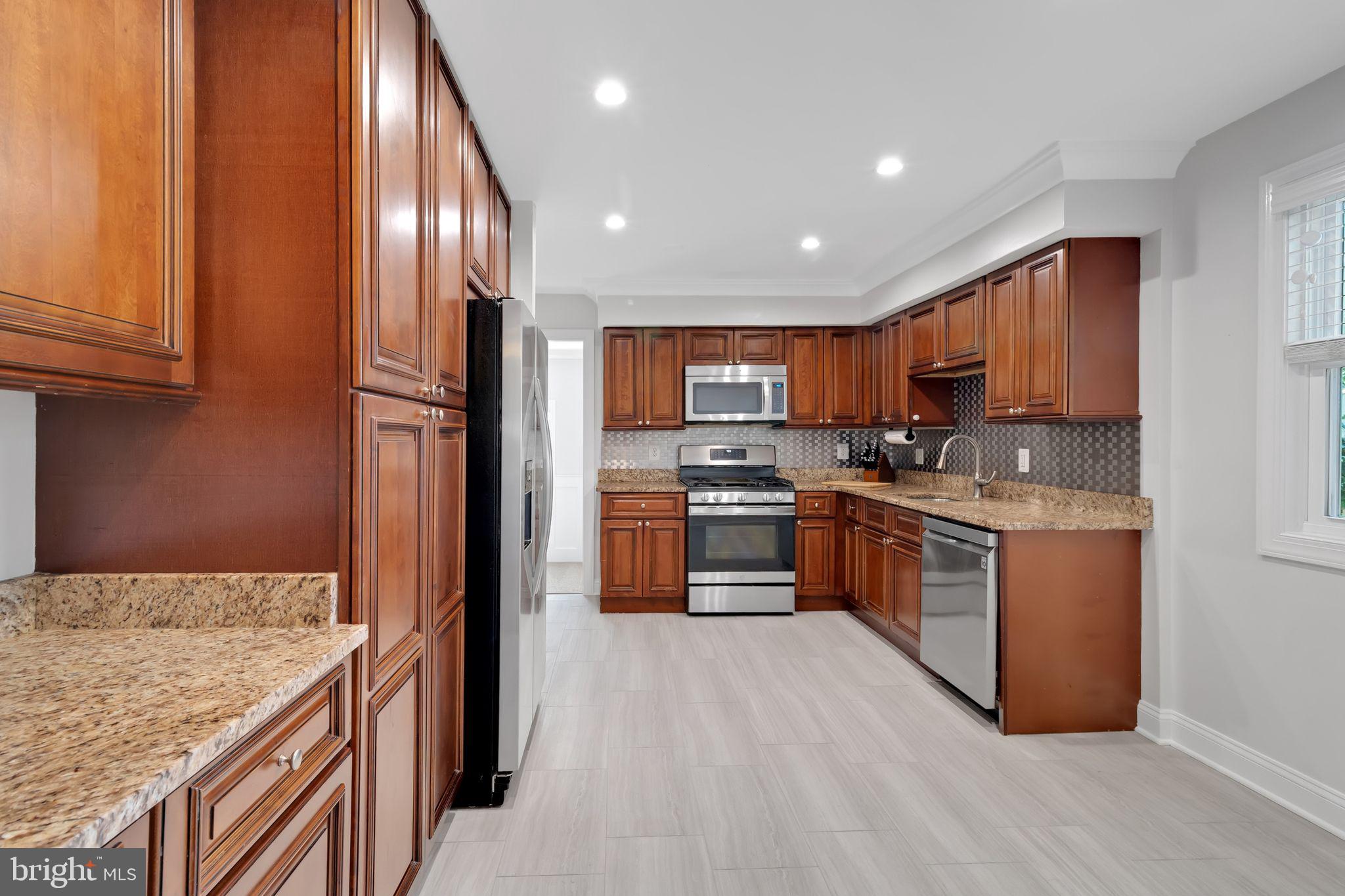 1309 GRESHAM ROAD